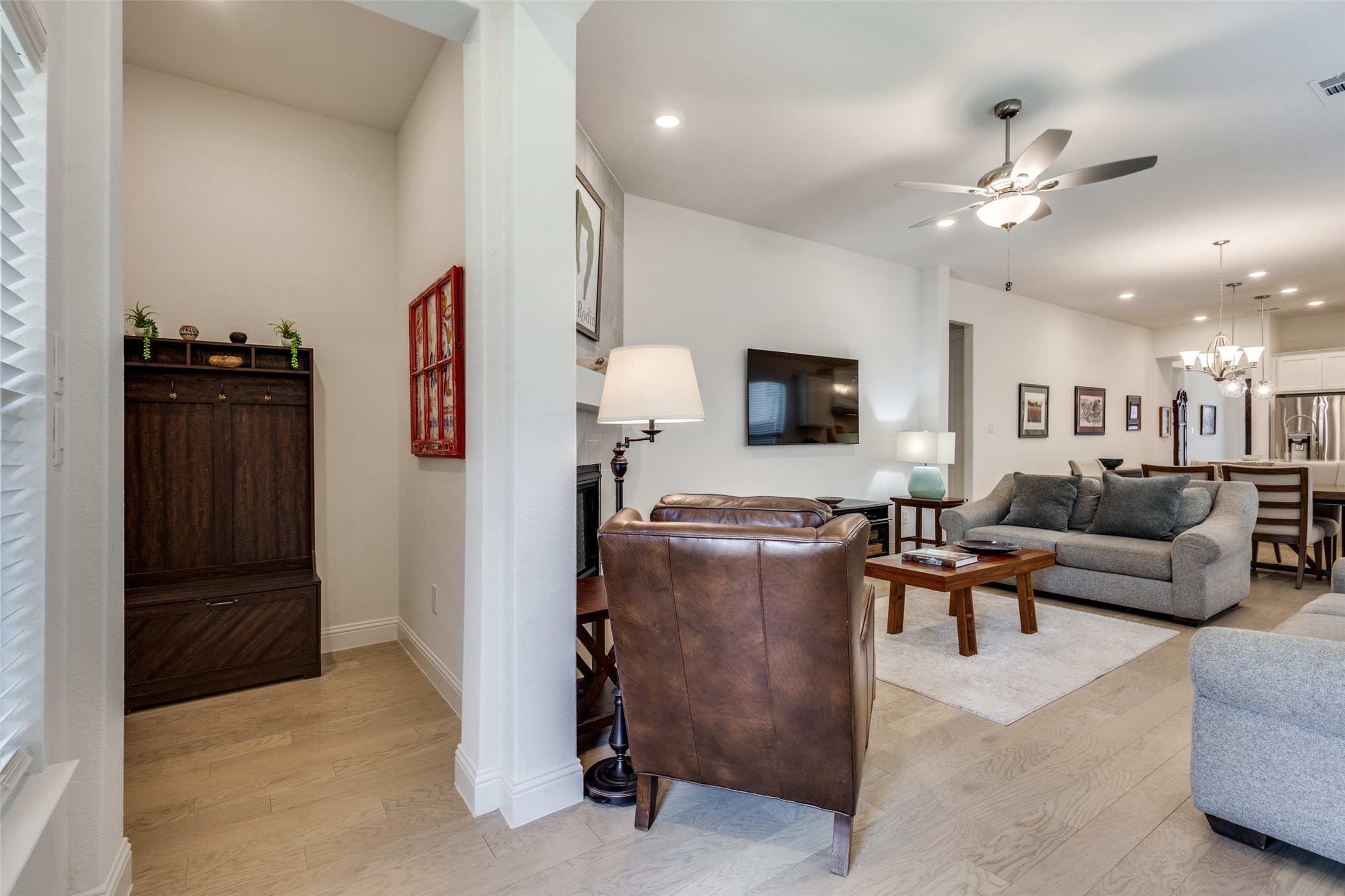 2816 Epping Way