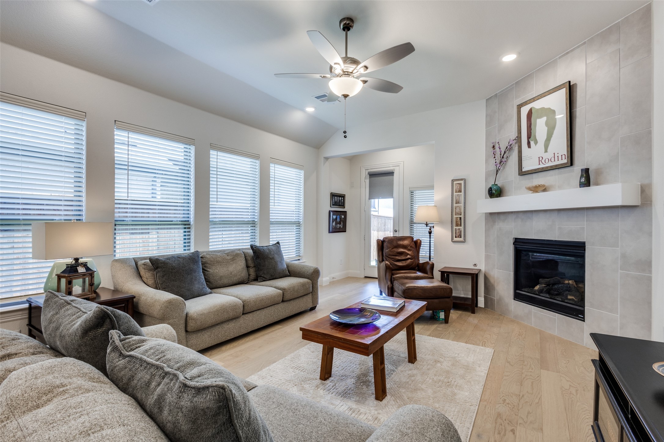 2816 Epping Way