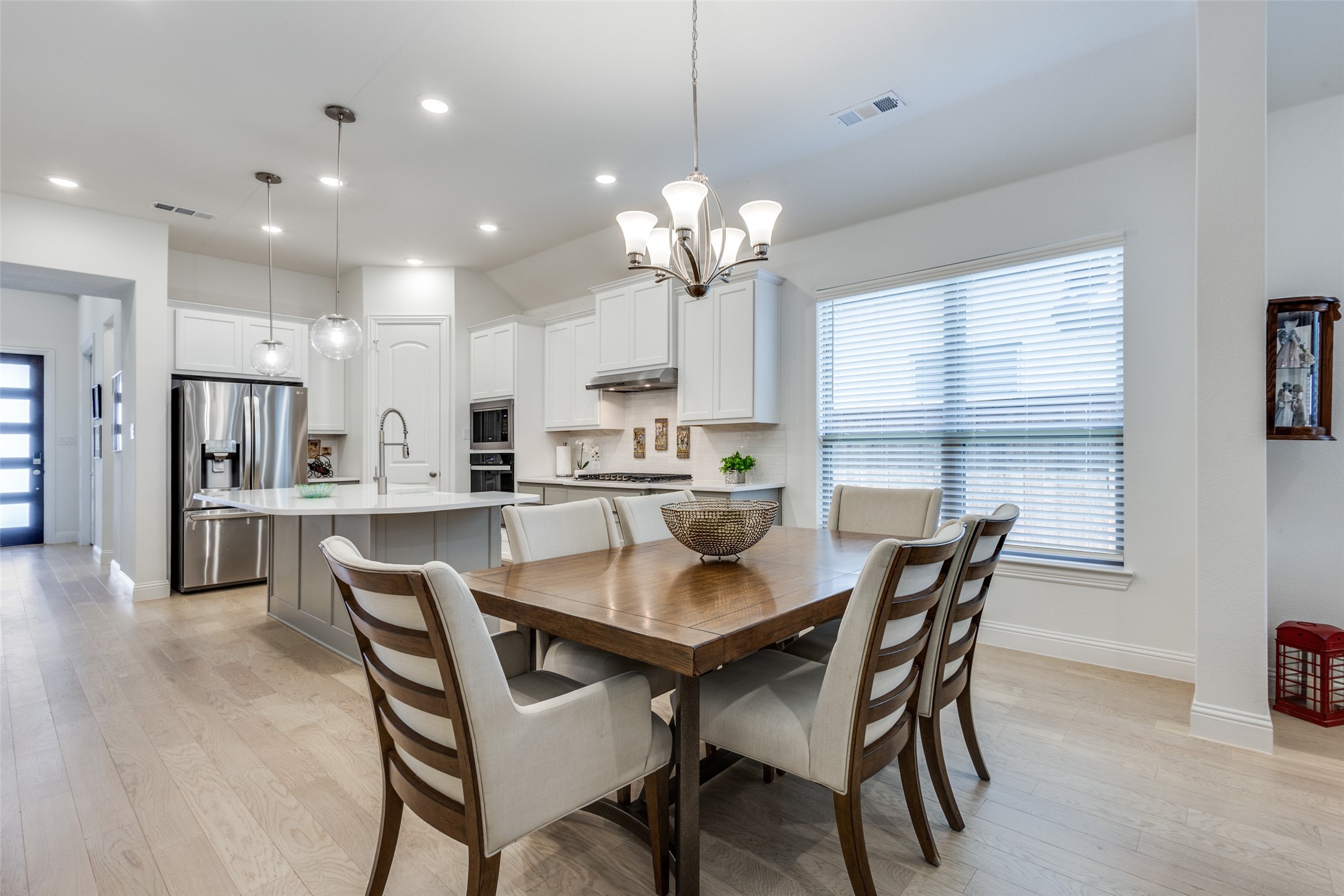 2816 Epping Way