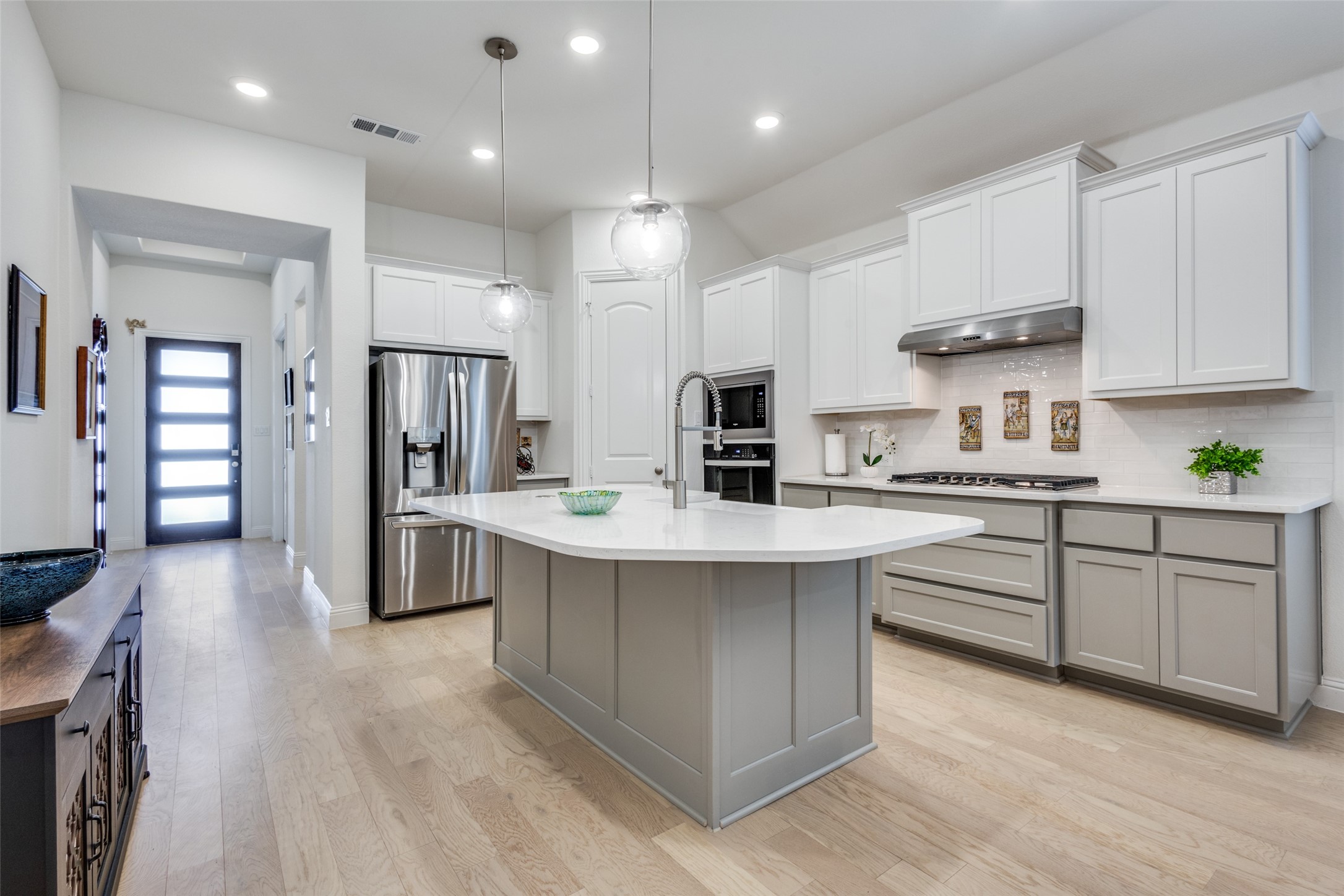 2816 Epping Way