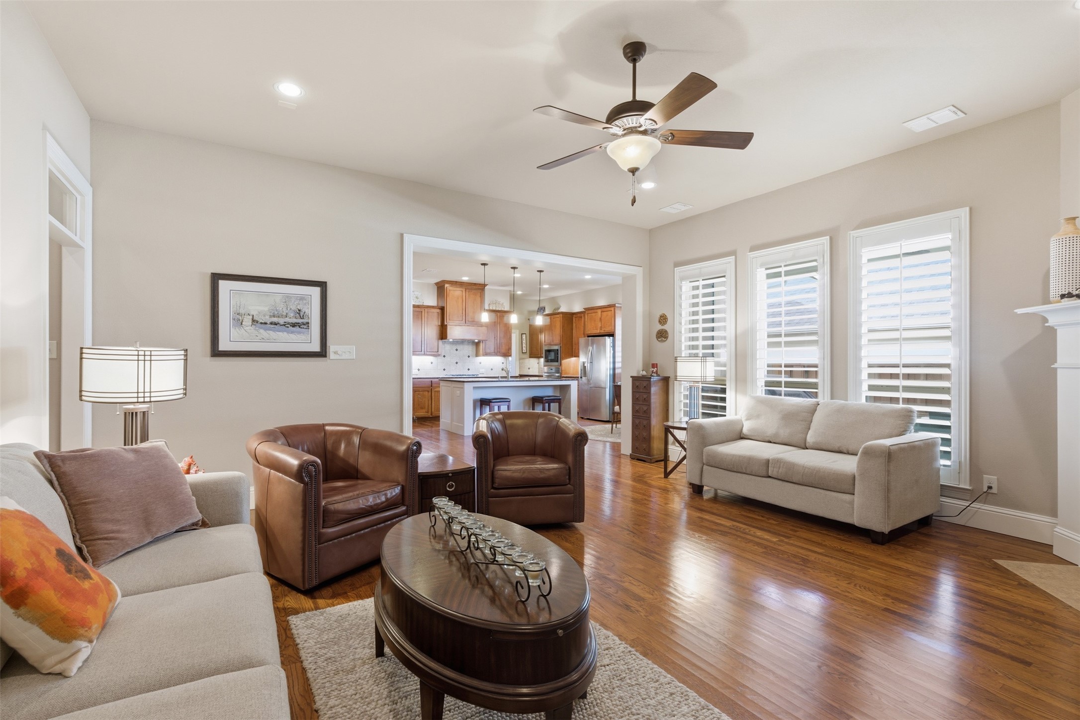 5016 Dickens Lane