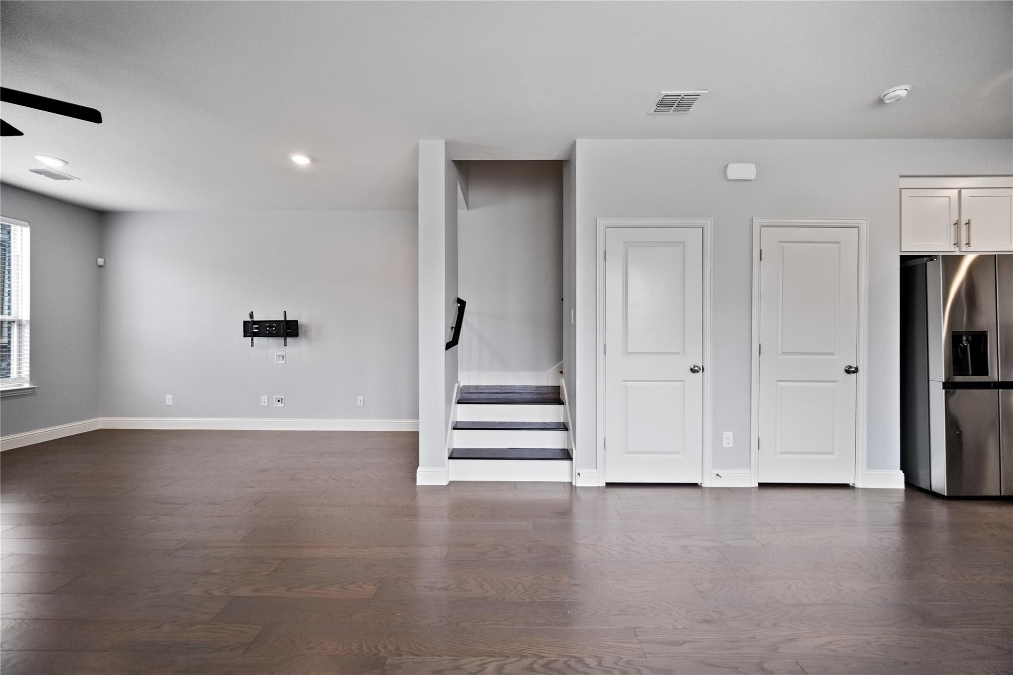 4701 Smokey Quartz Lane