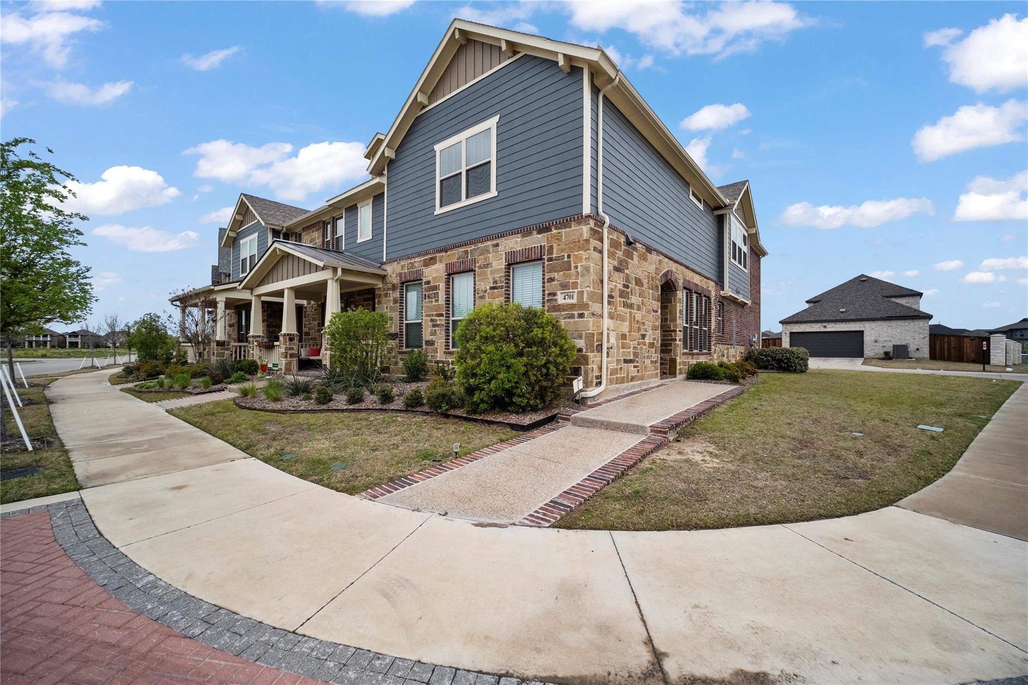 4701 Smokey Quartz Lane