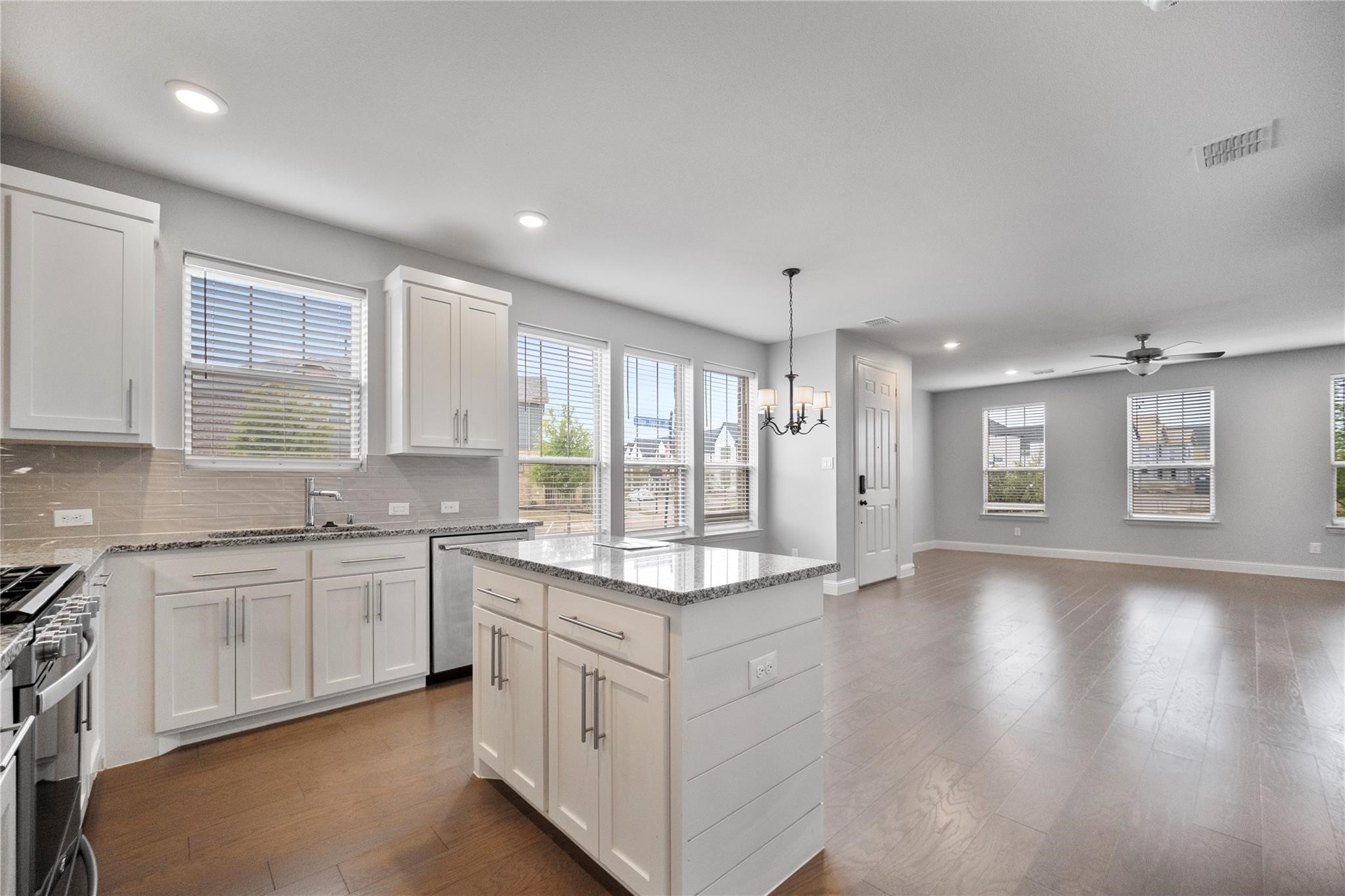 4701 Smokey Quartz Lane