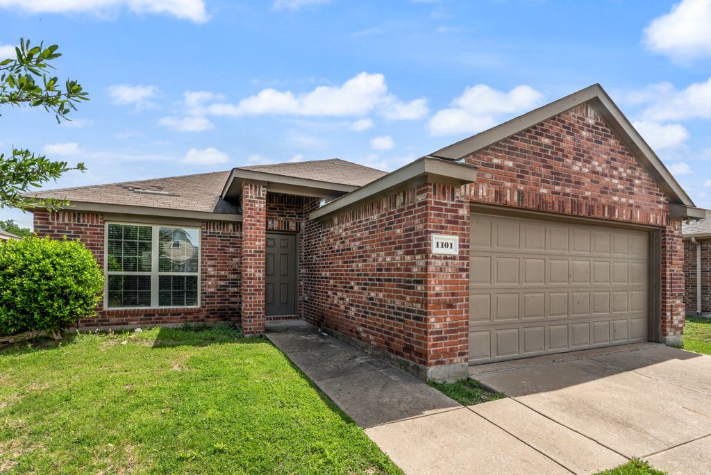 1101 Hawthorne Road