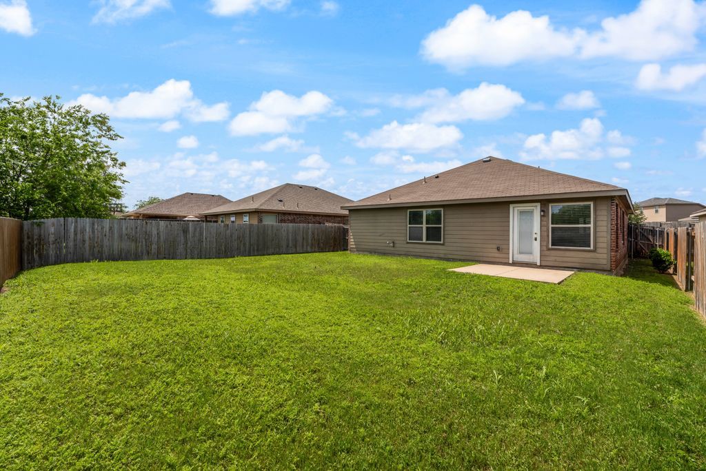 1101 Hawthorne Road