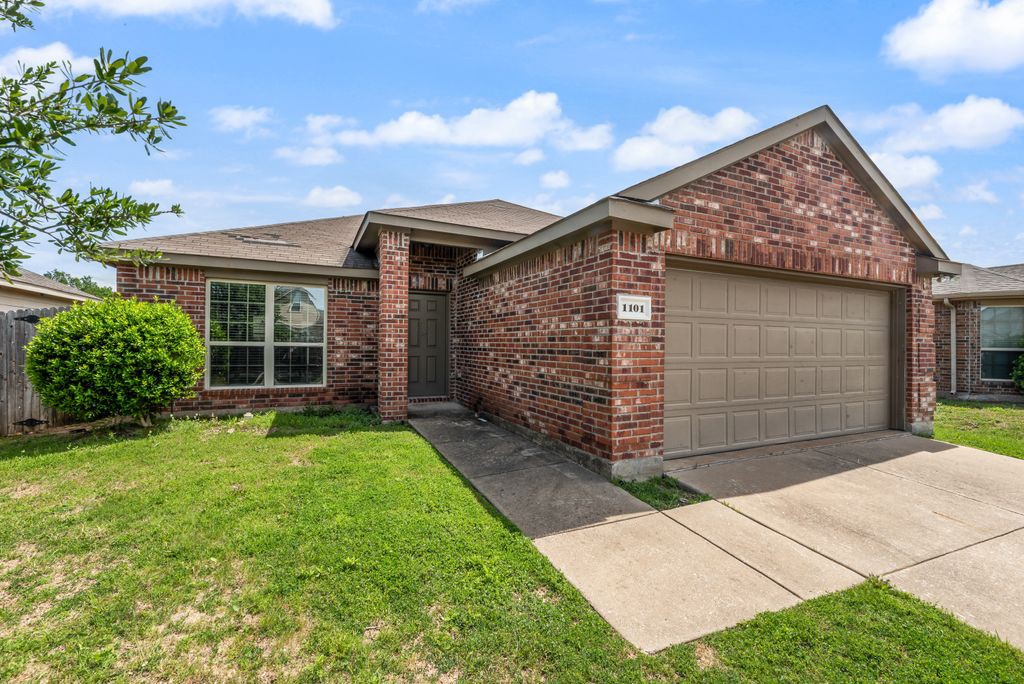 1101 Hawthorne Road