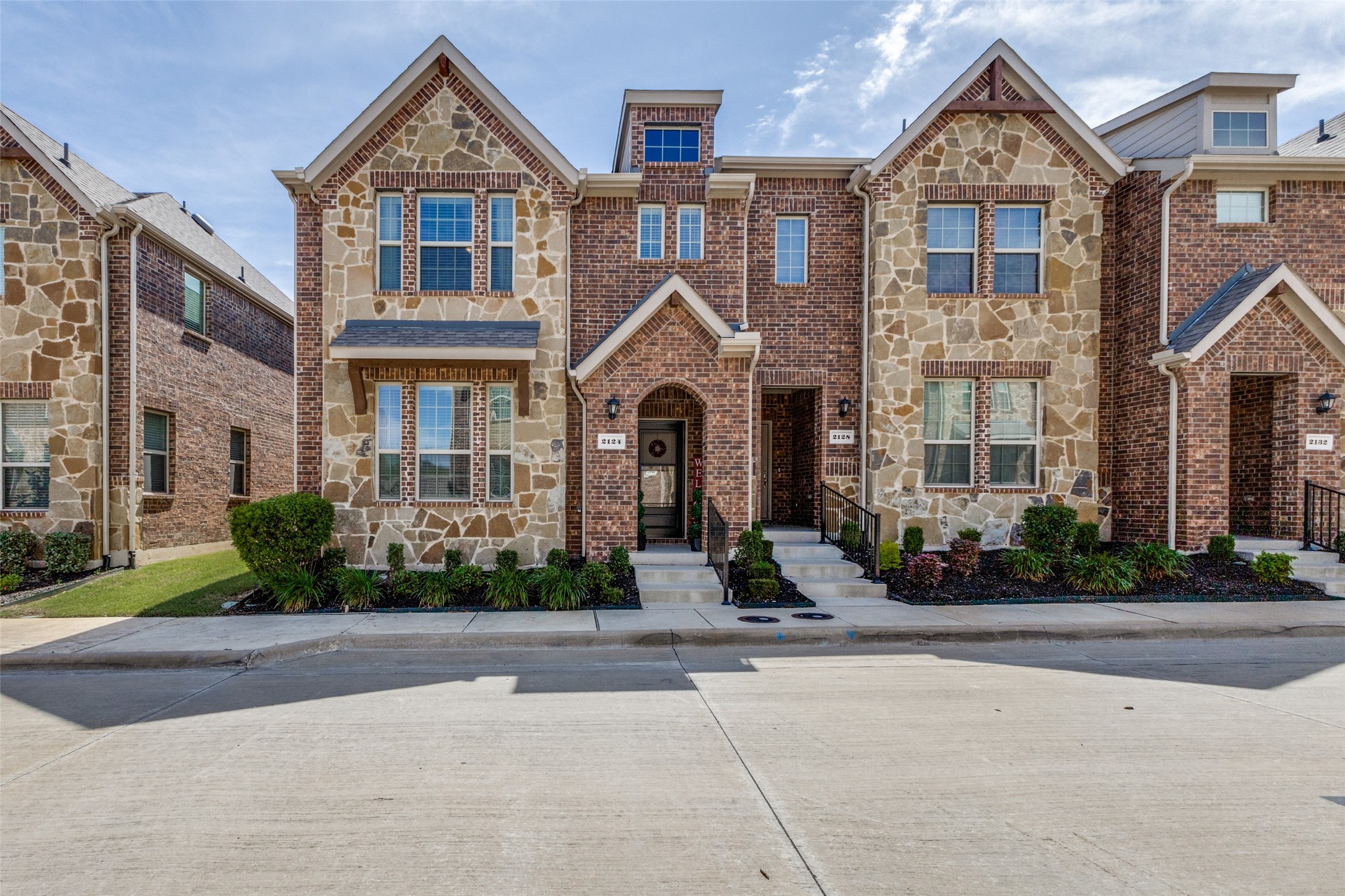 2124 Steer Creek Place