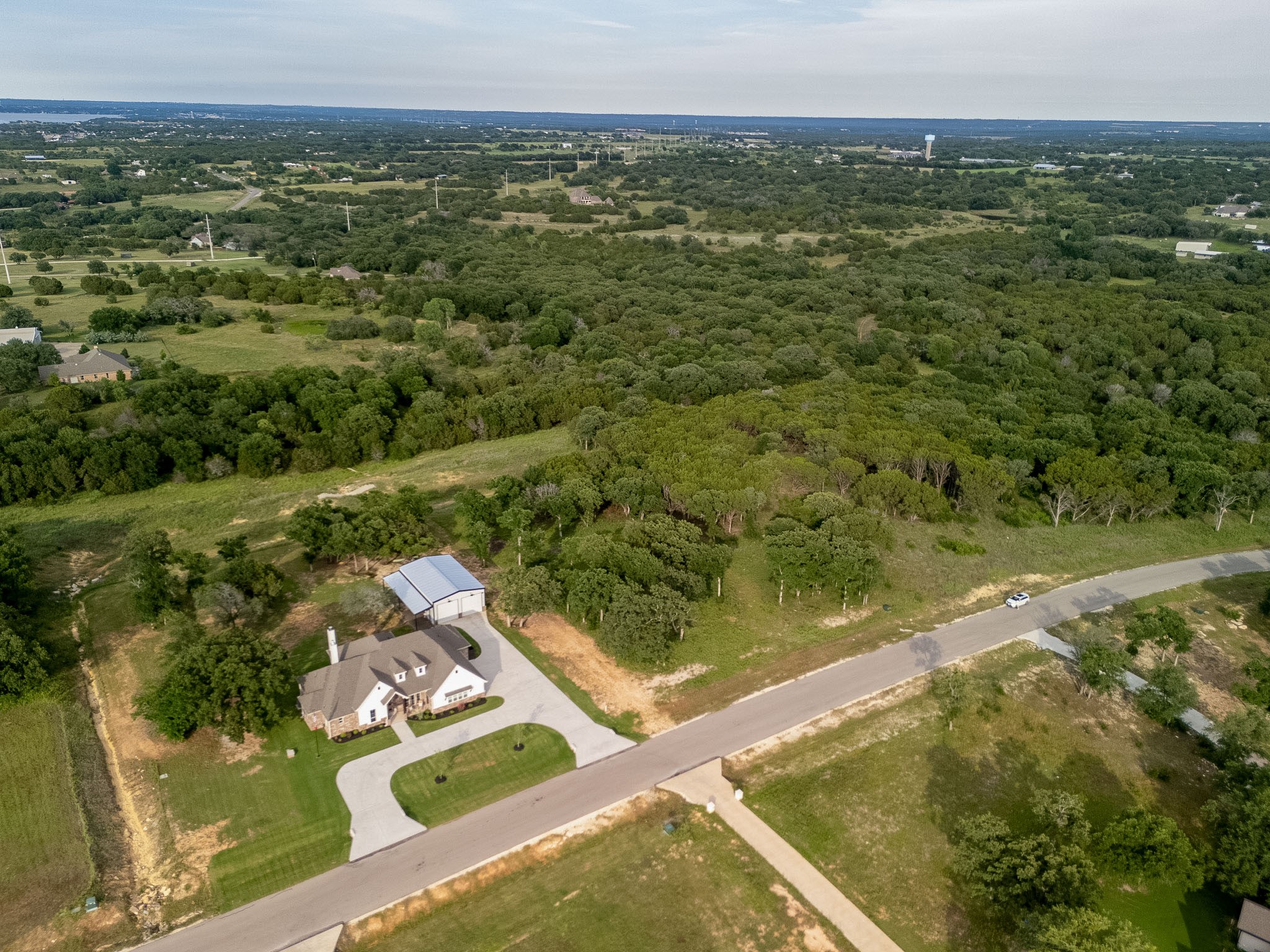 2124 Lacee Court