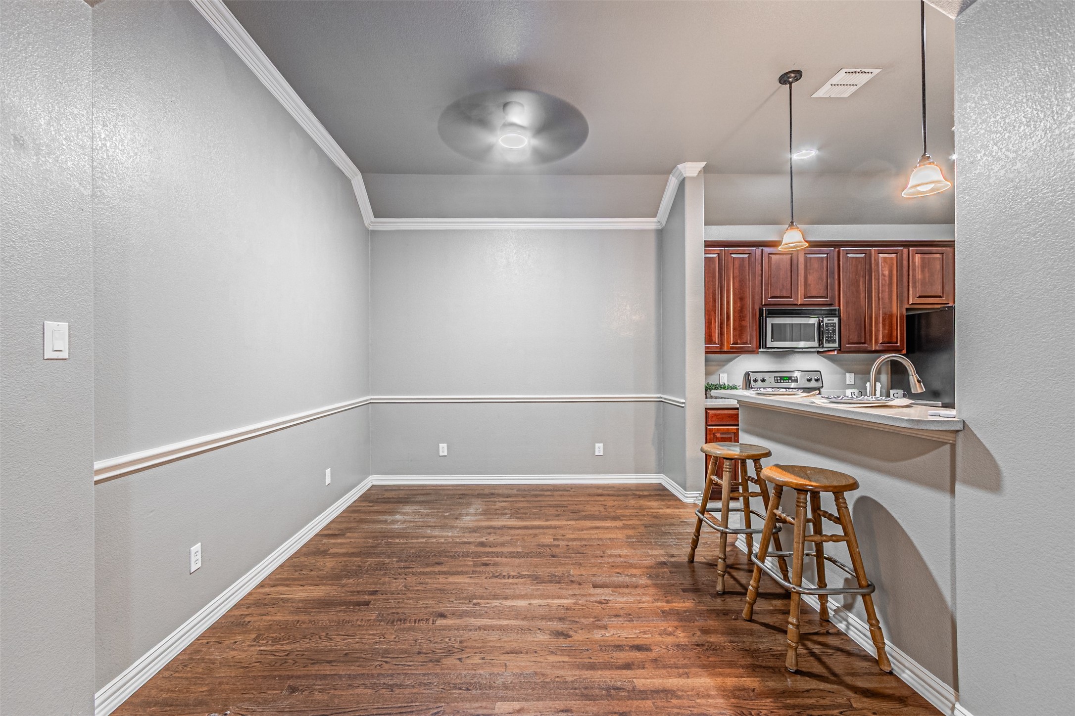 3290 Munstead Trail