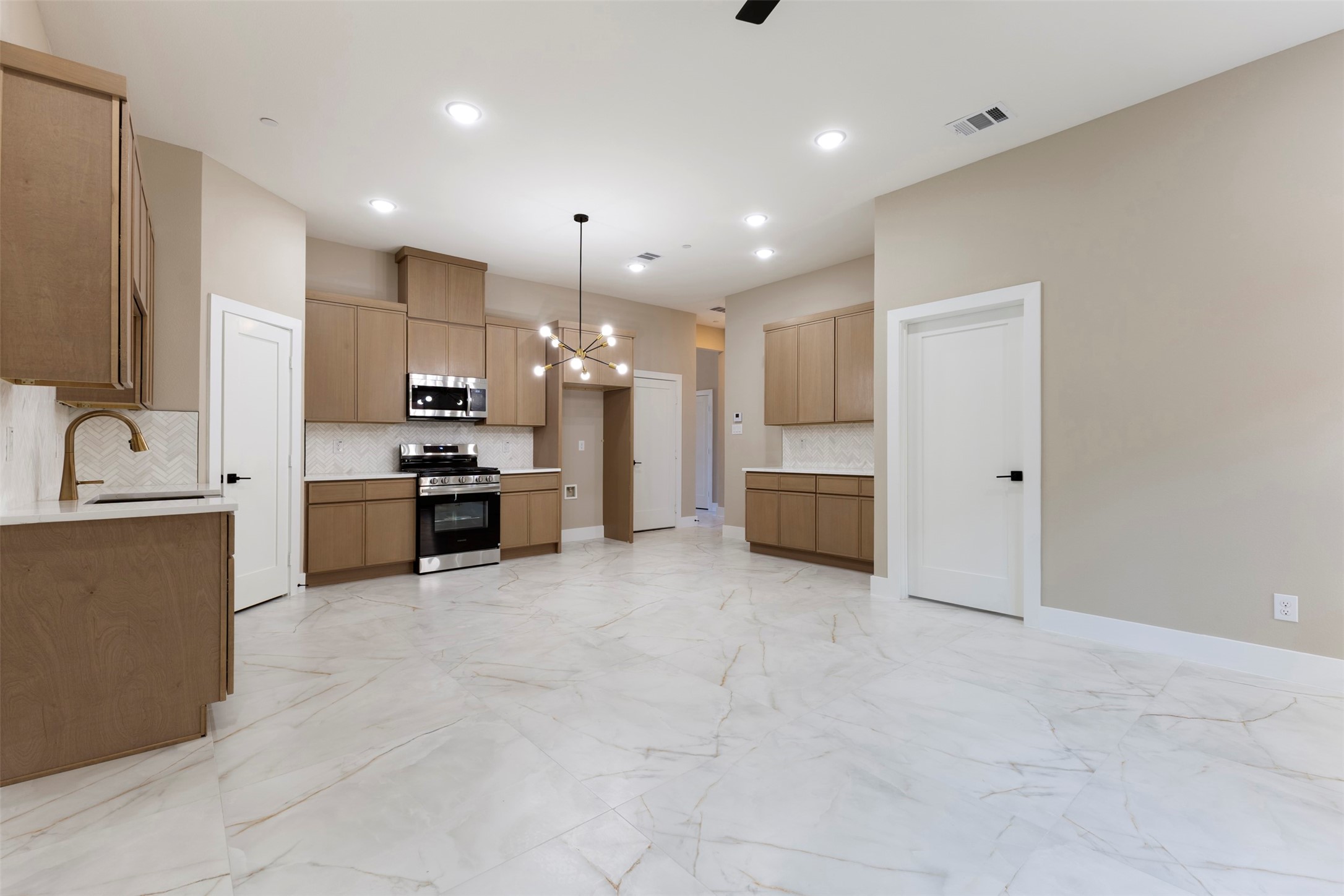 2370 Usman Drive