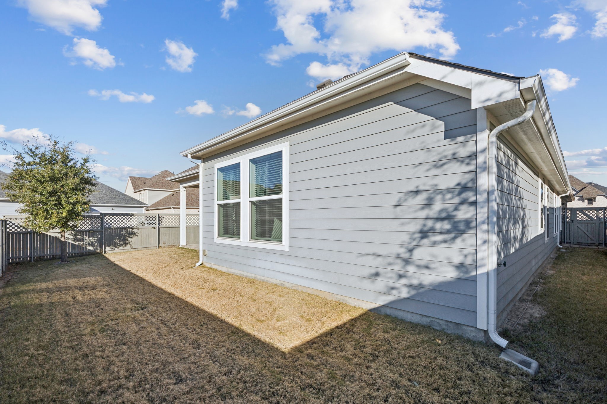 2621 Lazy Dog Lane