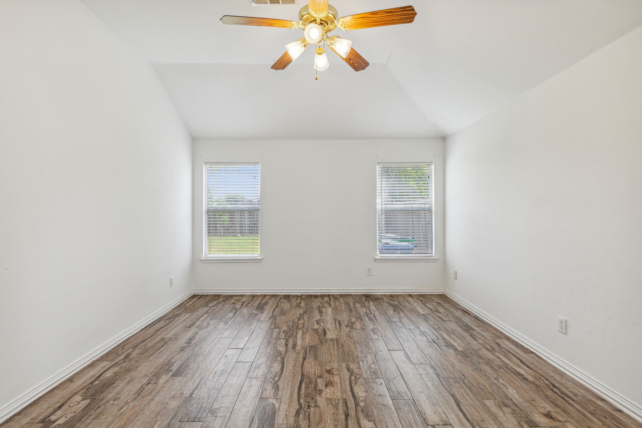 9212 Newport Lane