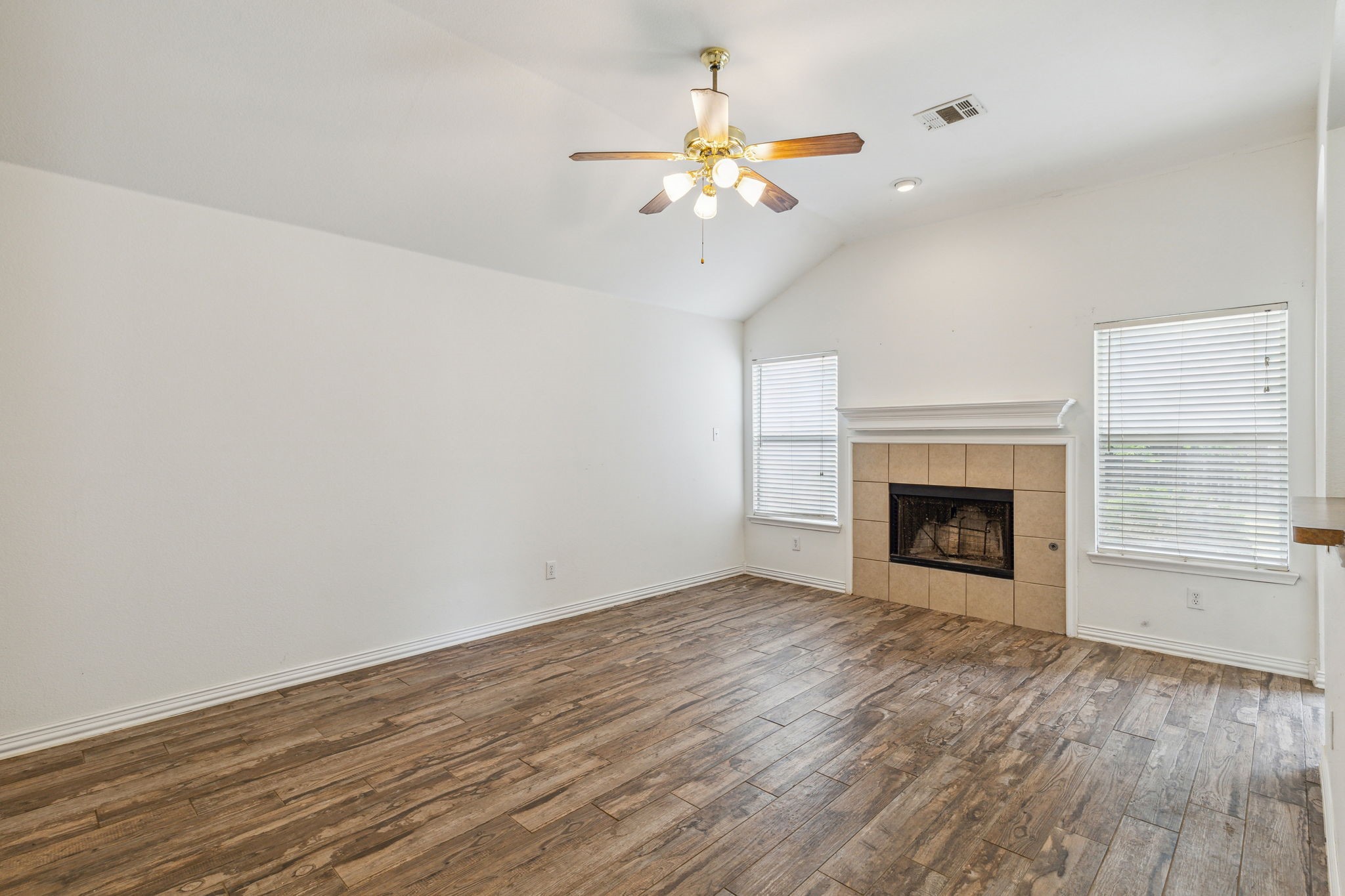 9212 Newport Lane