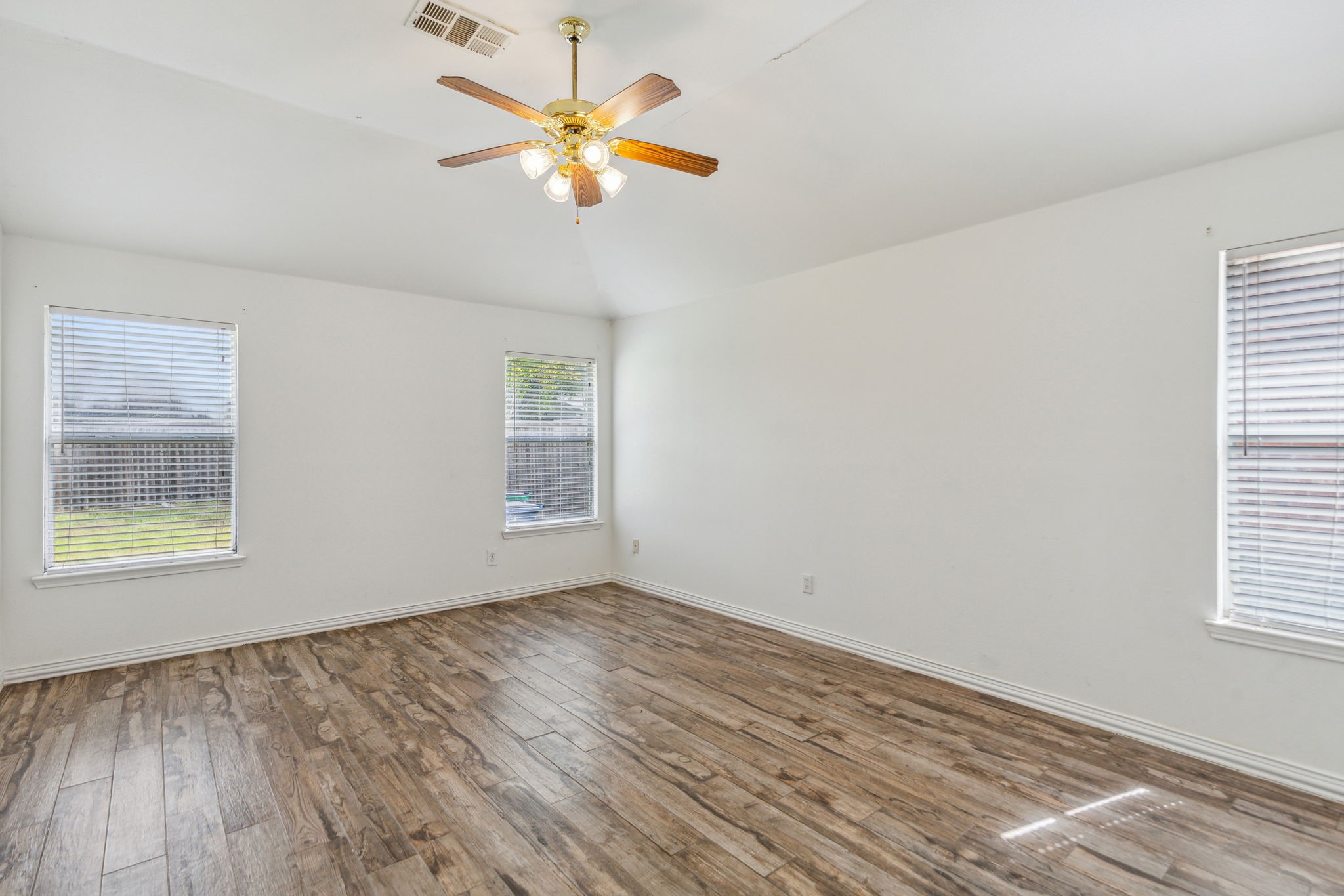 9212 Newport Lane