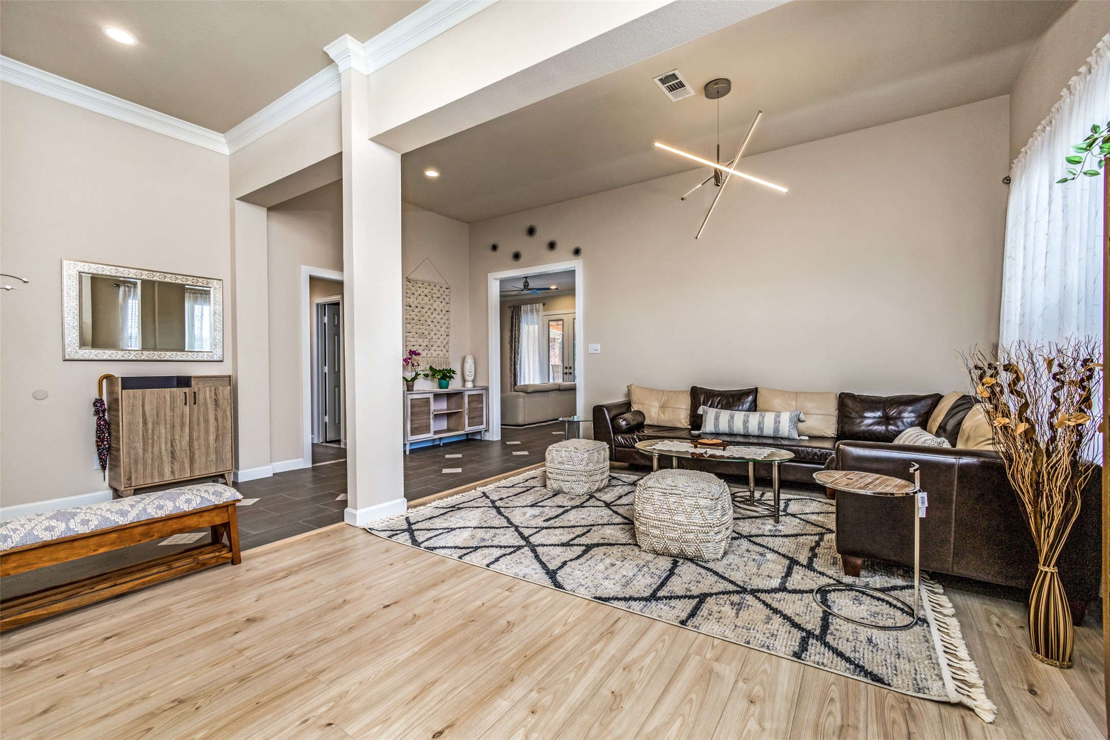 19122 Windmill Lane