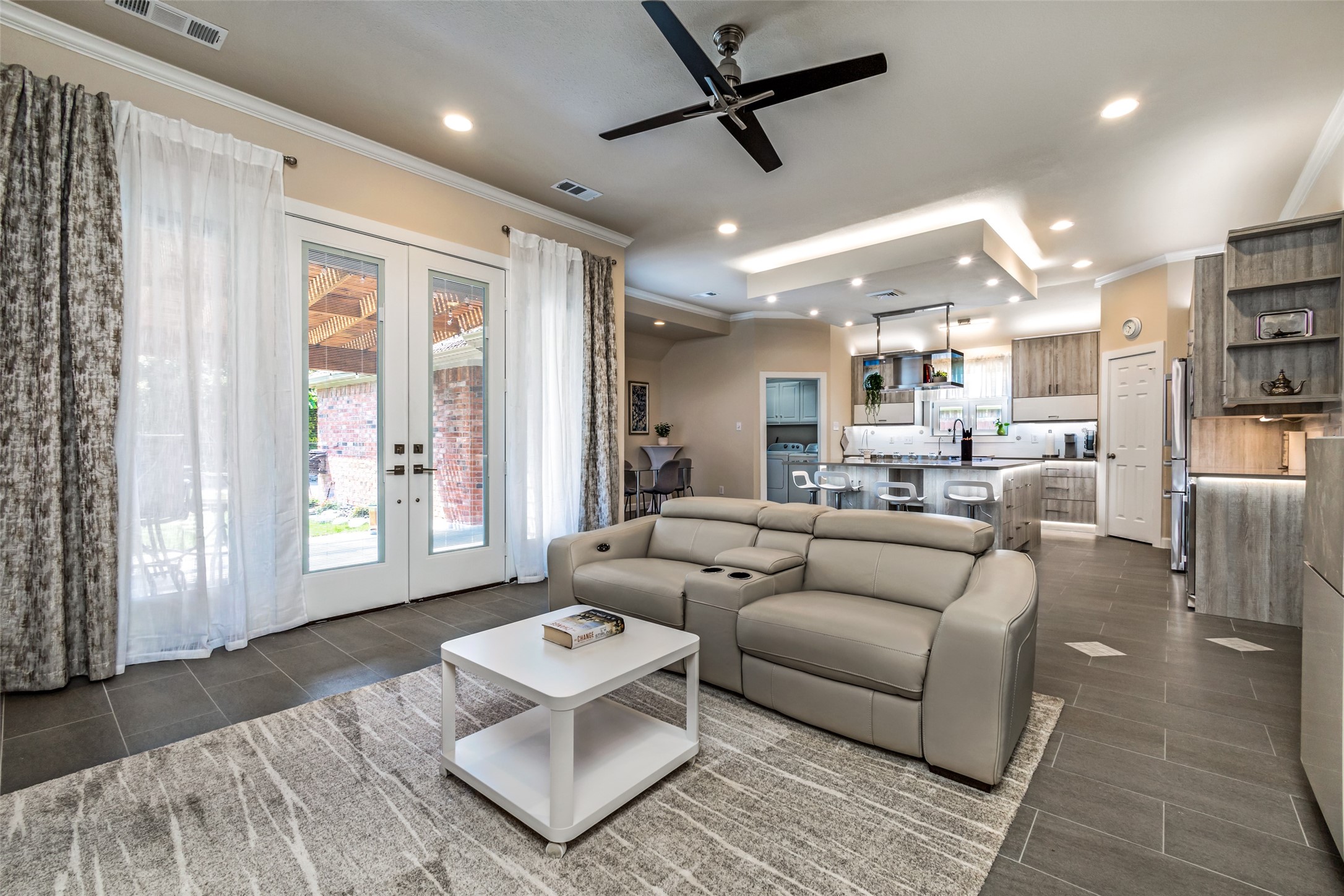 19122 Windmill Lane