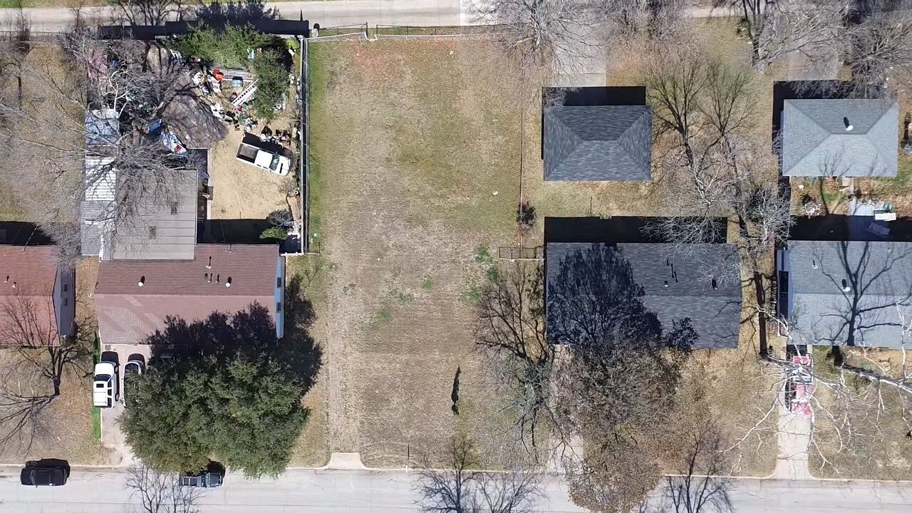 407 Maple Street
