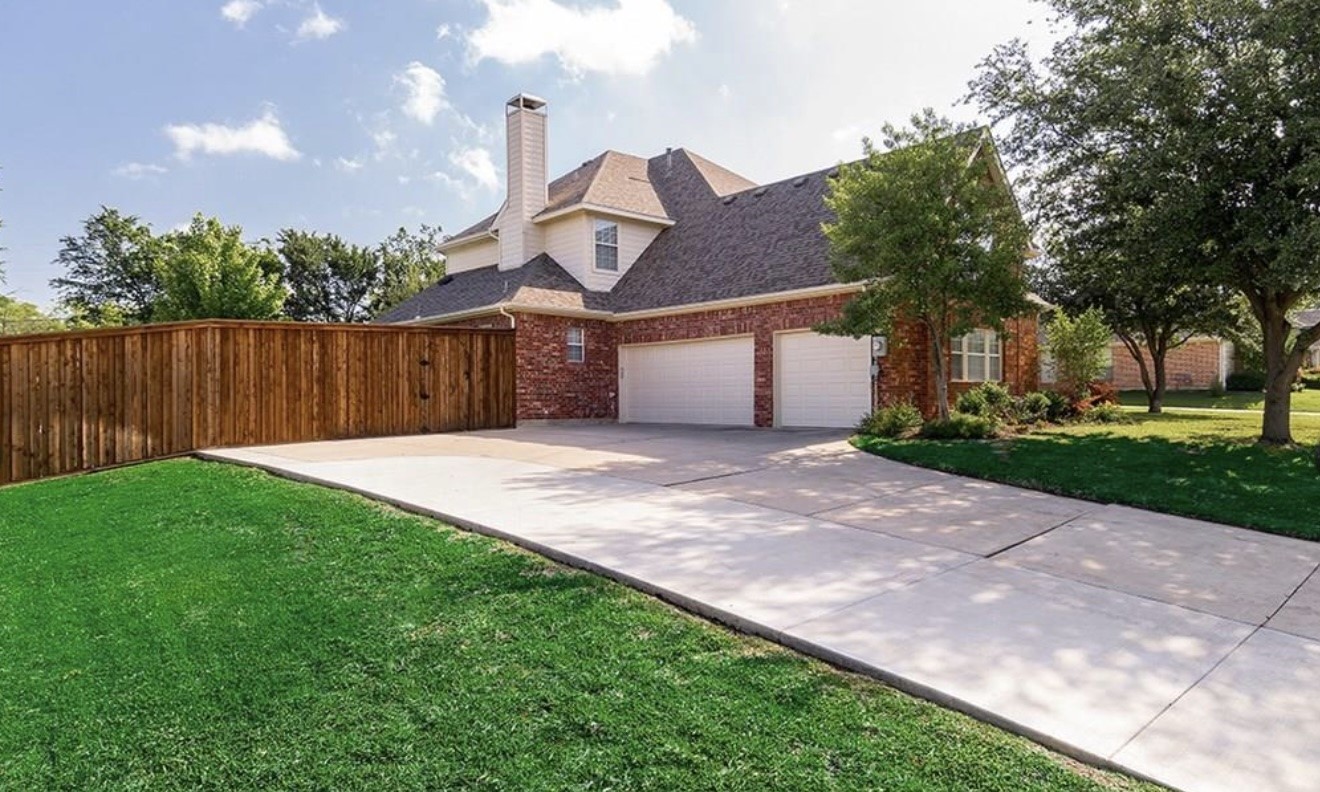 863 Celeste Lane