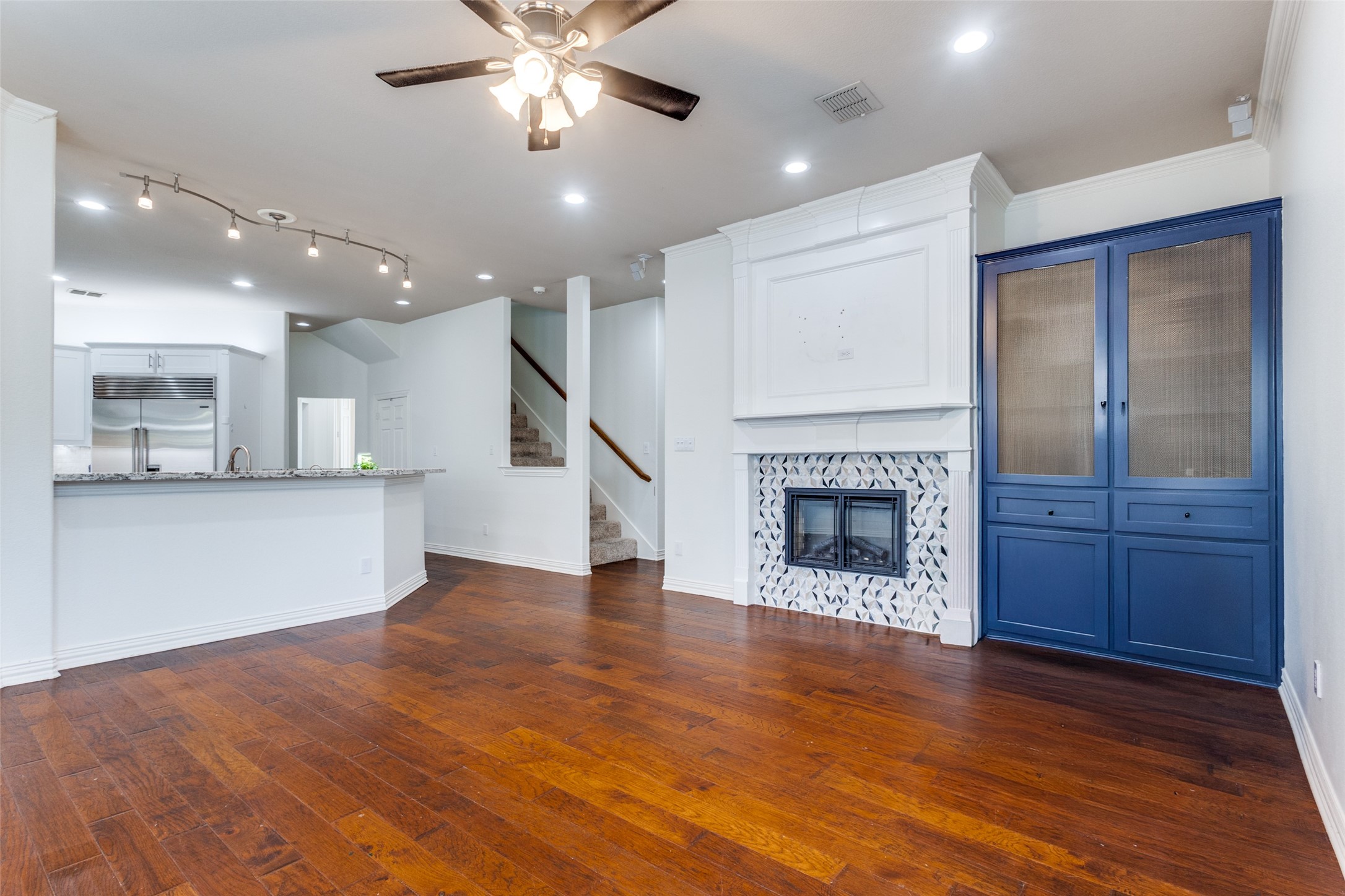 863 Celeste Lane