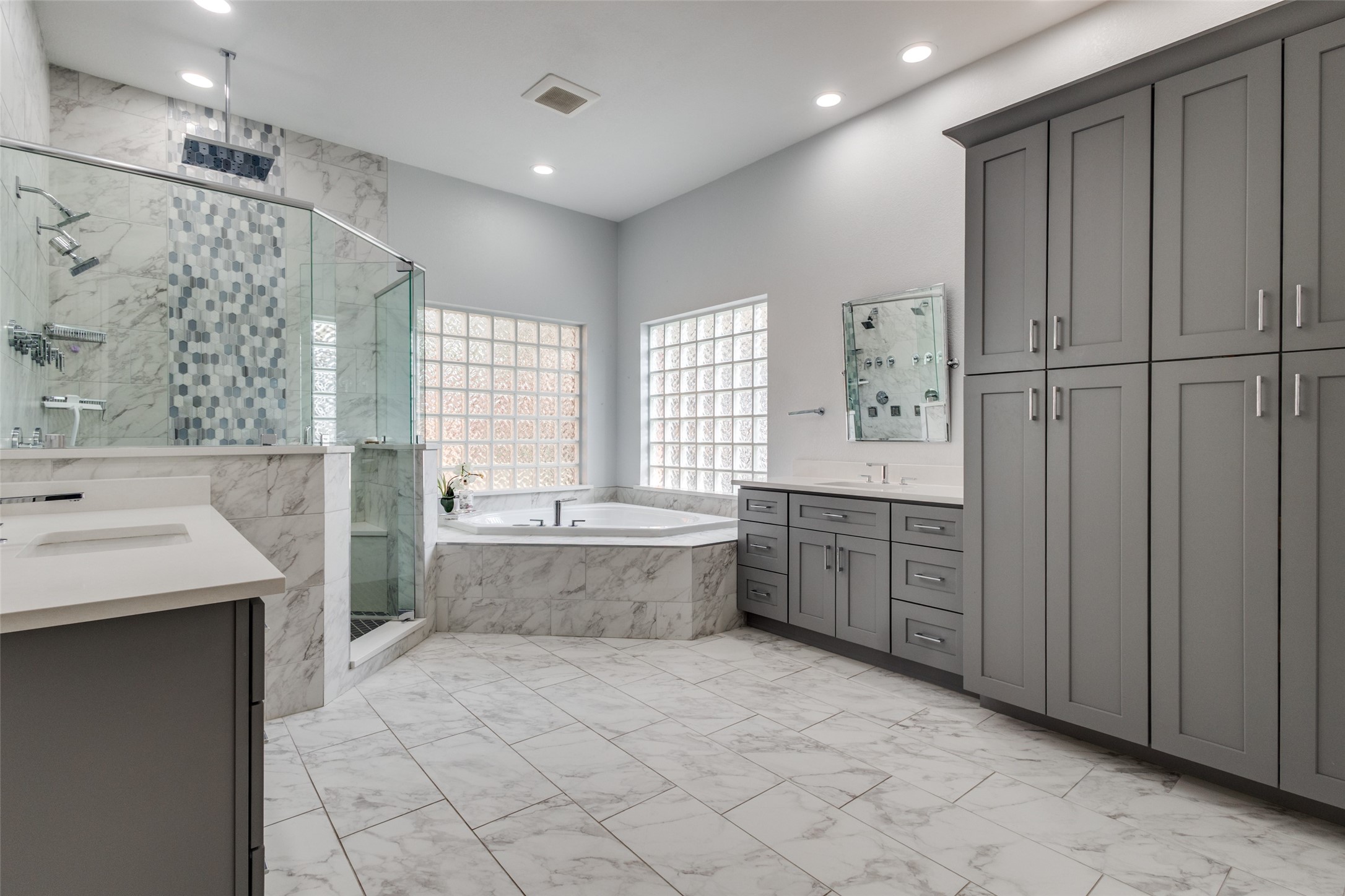 863 Celeste Lane