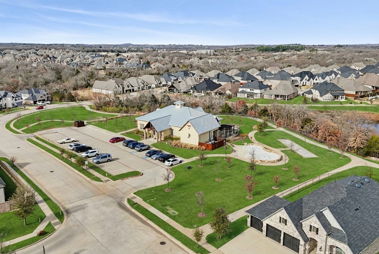 9301 Pecan Woods Trail