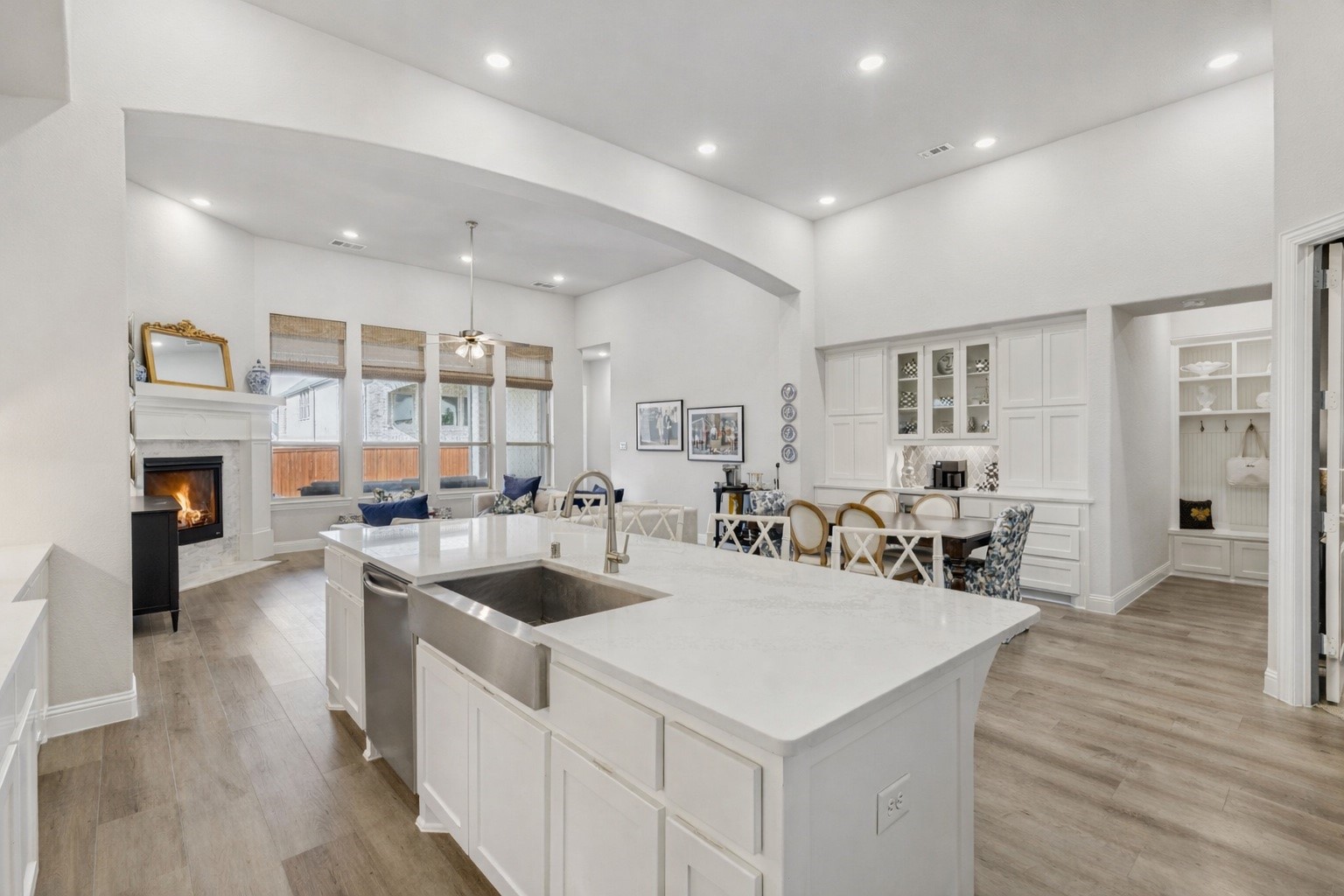 9301 Pecan Woods Trail
