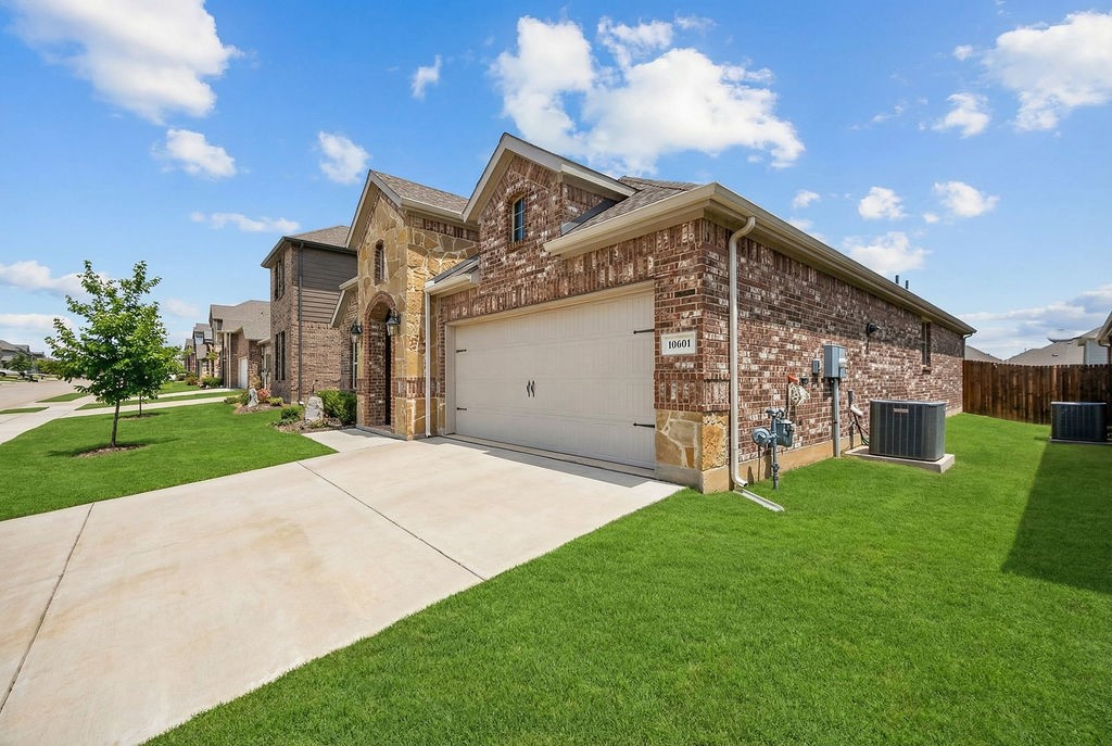 10601 Autumn Leaves Lane