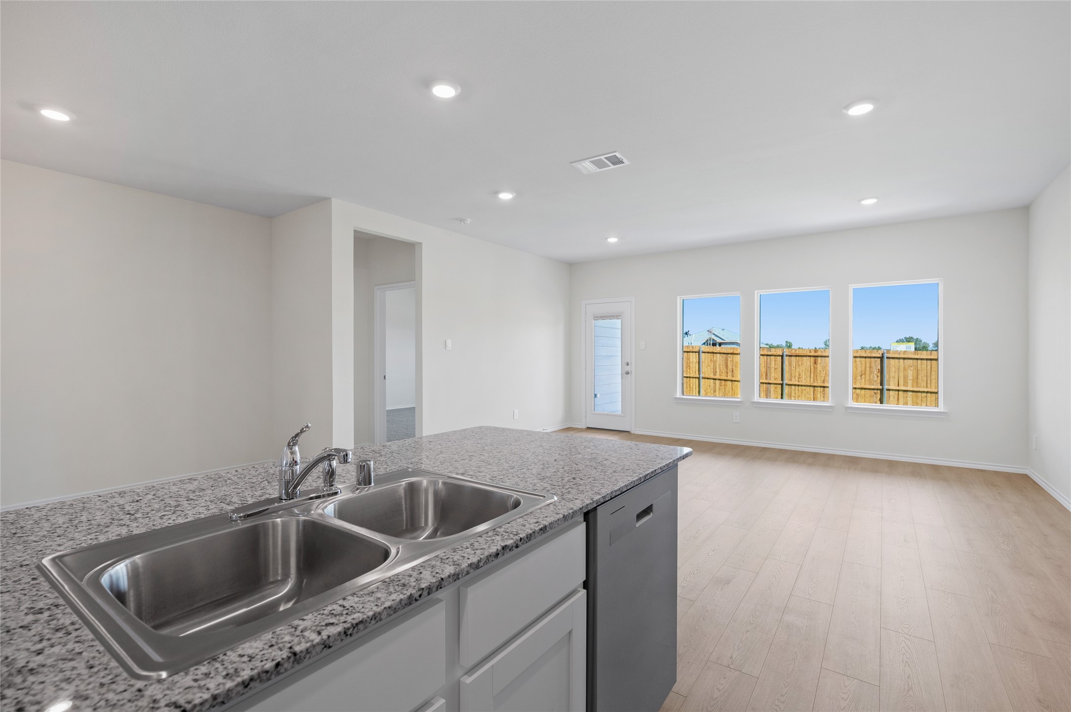 3435 Rendezvous Way