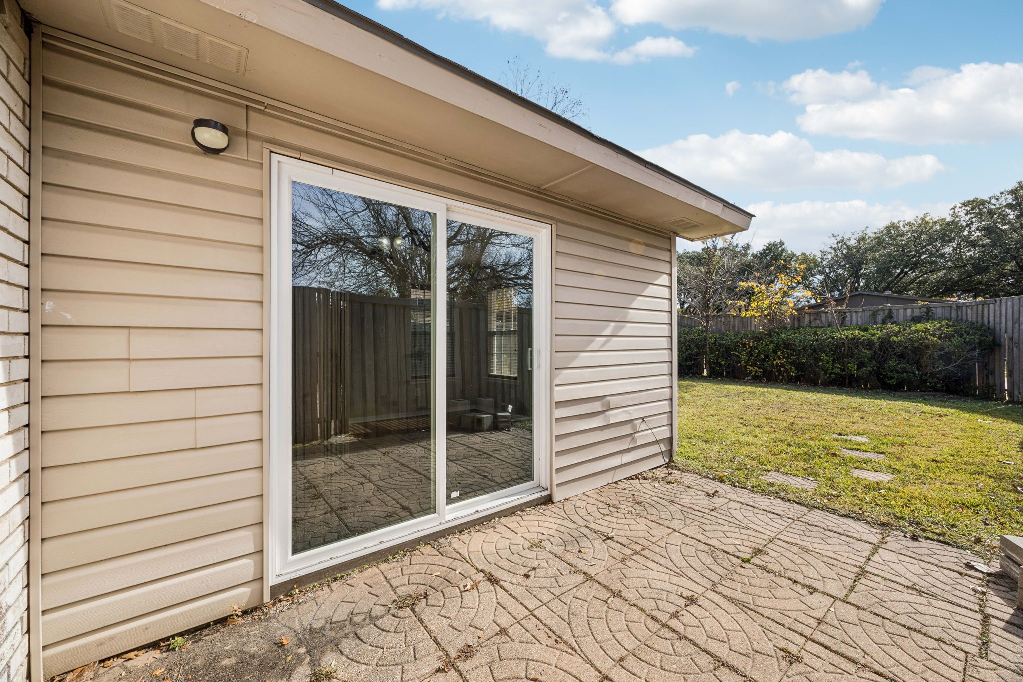 2710 Clover Valley Drive