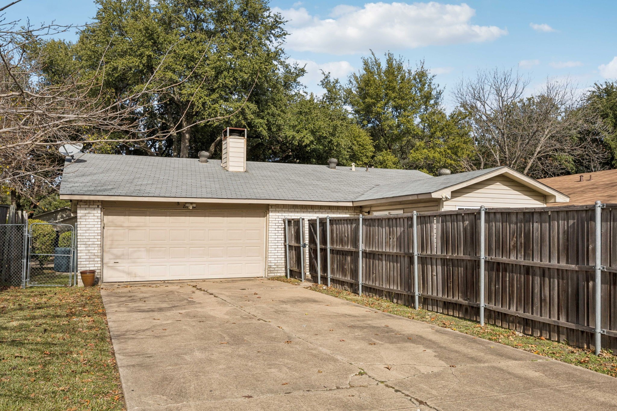 2710 Clover Valley Drive