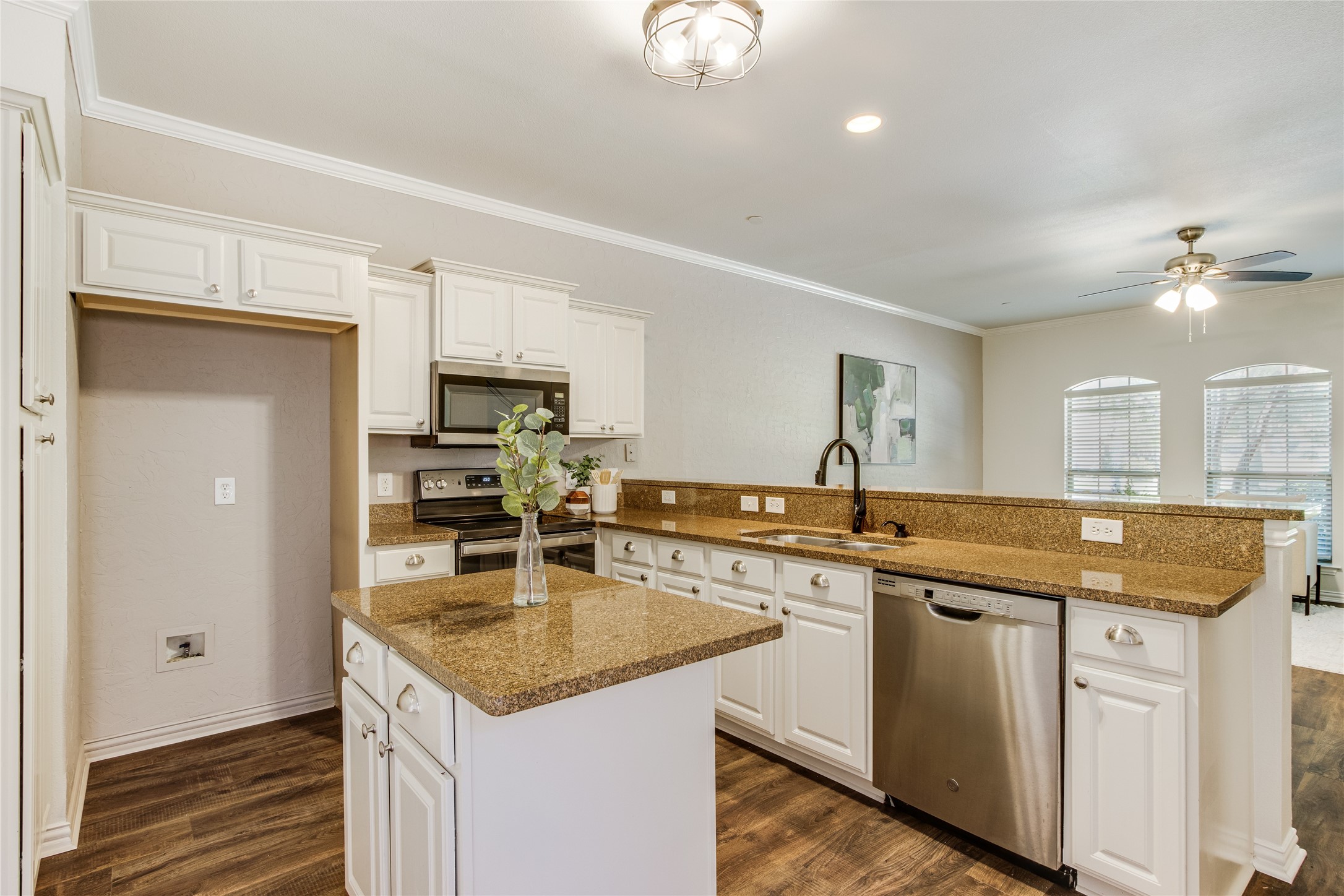 575 S Virginia Hills Drive 3004