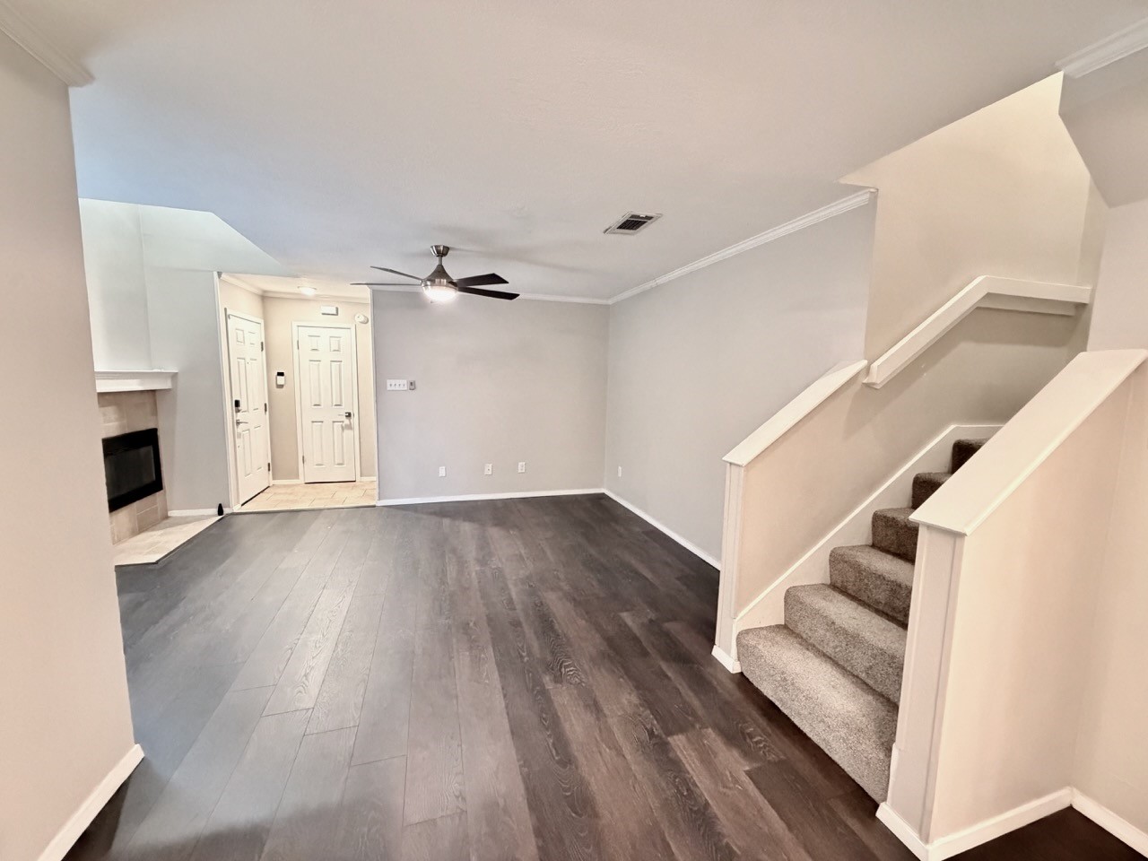 333 Melrose Drive 18C