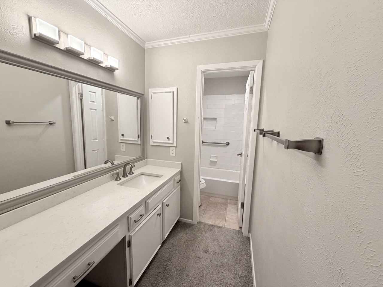 333 Melrose Drive 18C