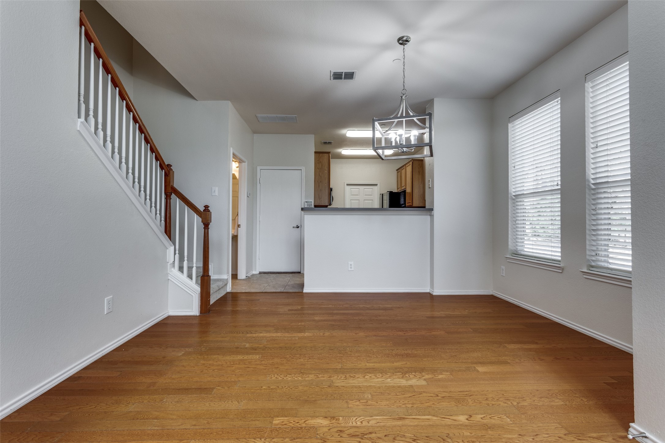 252 Turnberry Lane