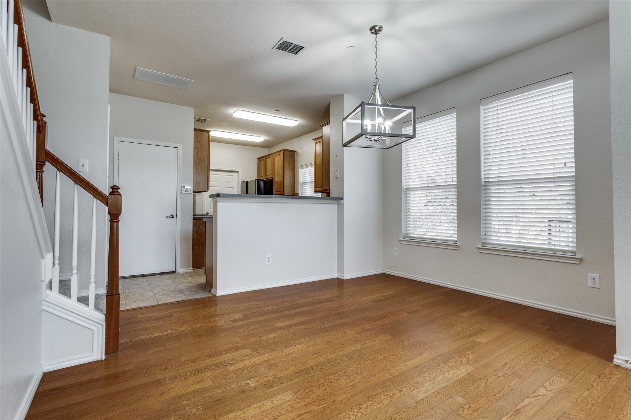 252 Turnberry Lane
