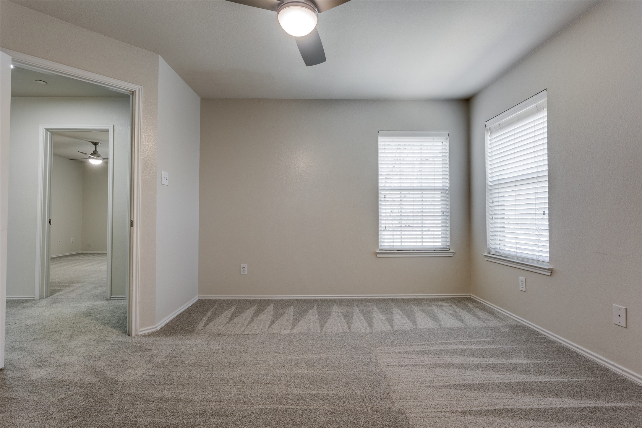 252 Turnberry Lane