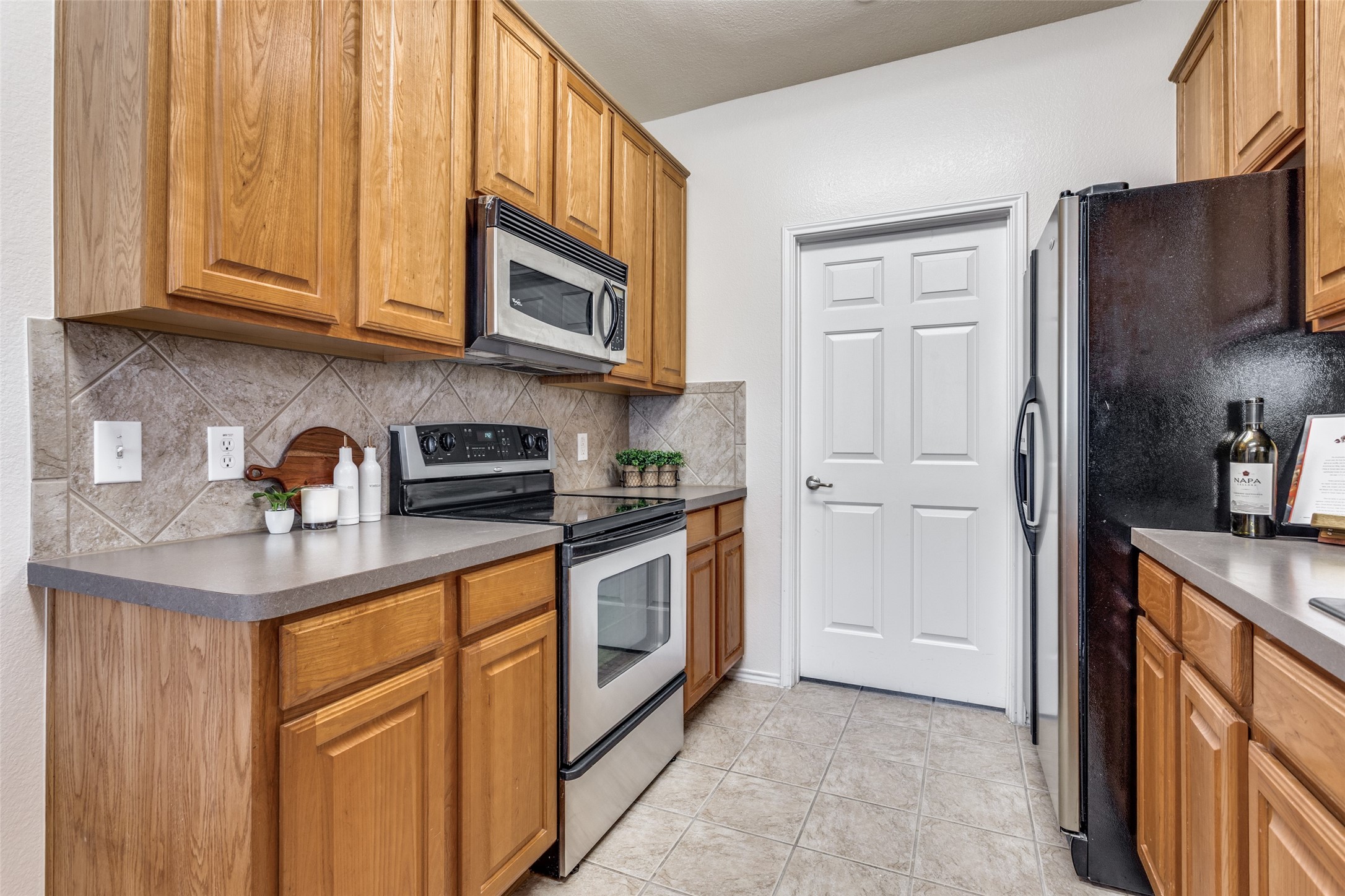 252 Turnberry Lane