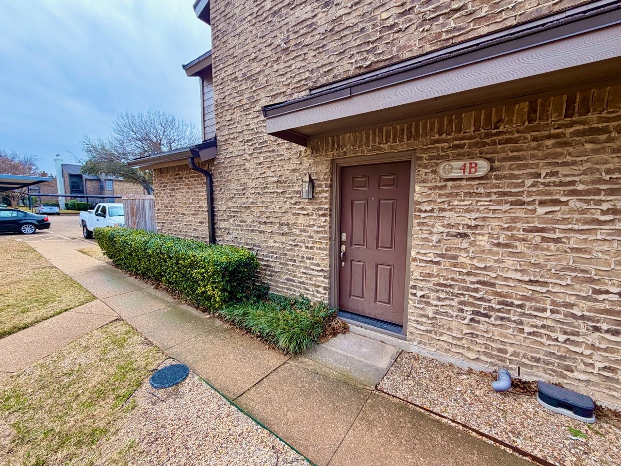 333 Melrose Drive 4B