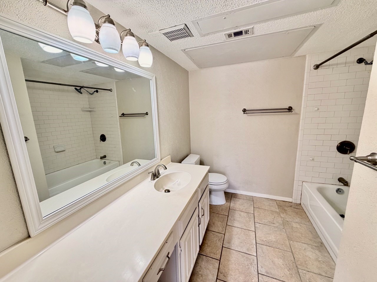333 Melrose Drive 4B
