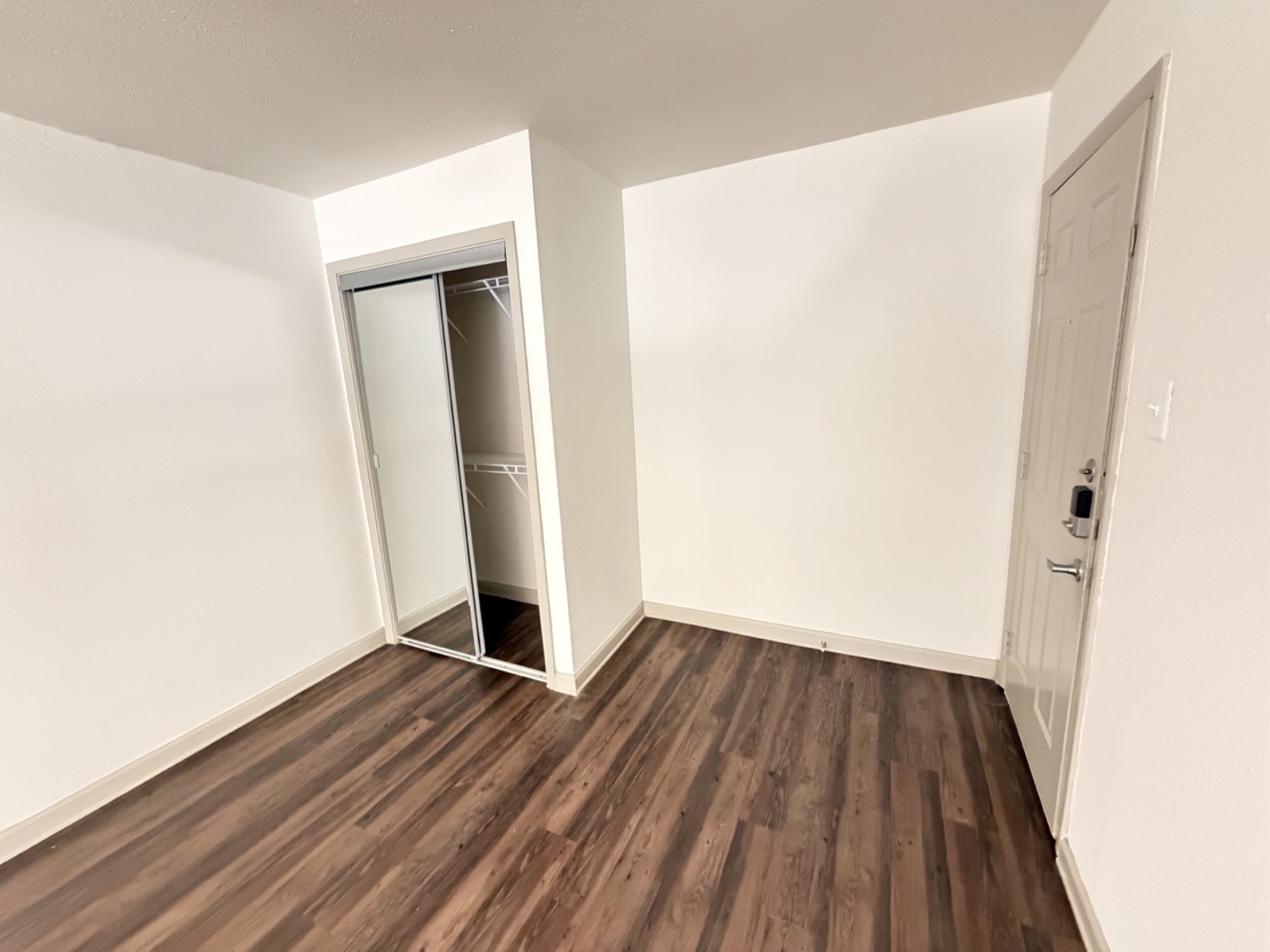 4115 Douglas Avenue 102