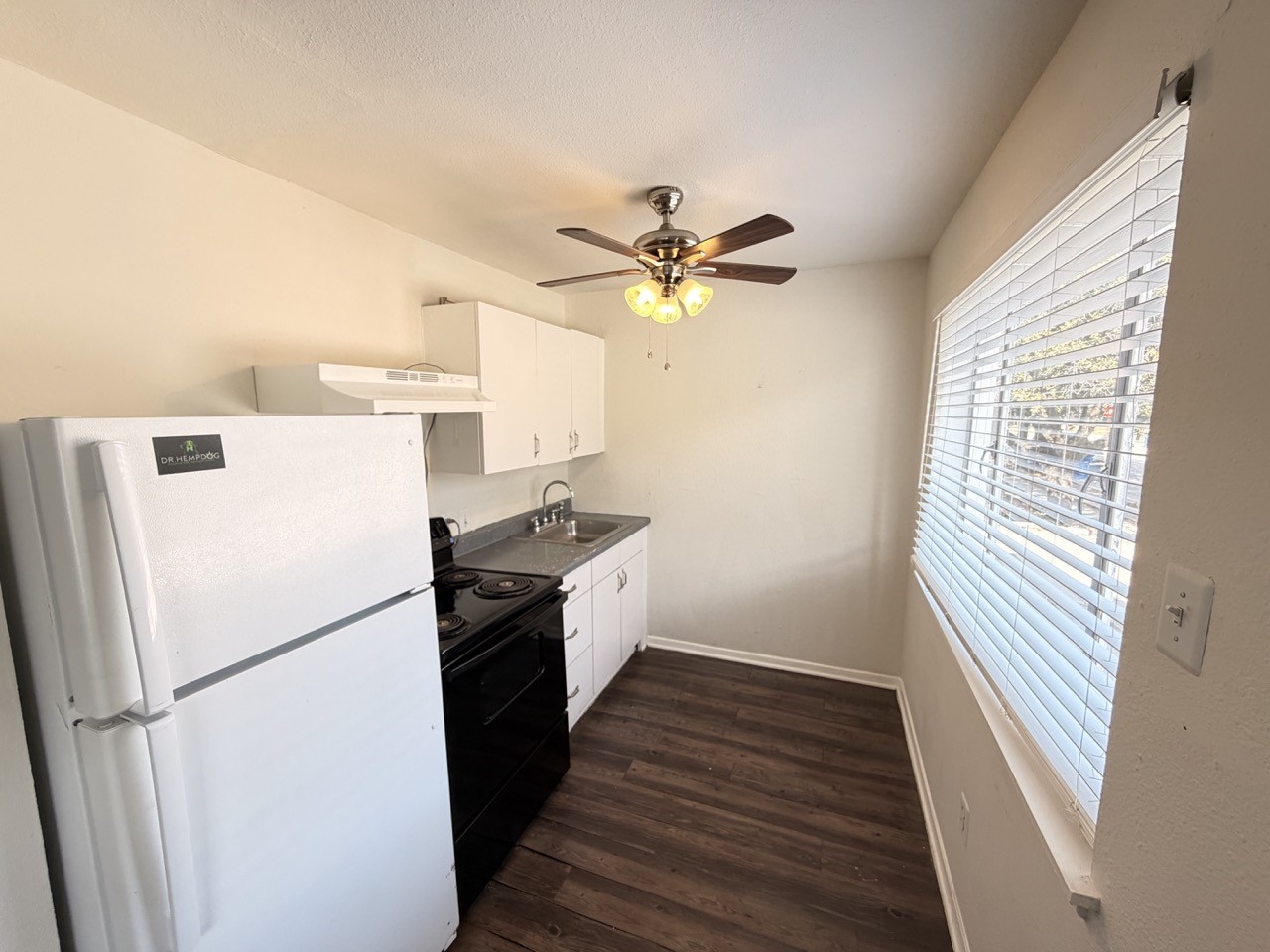 4115 Douglas Avenue 101