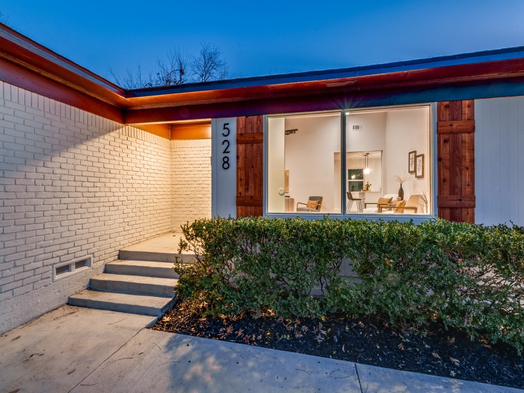 528 Shirley Court
