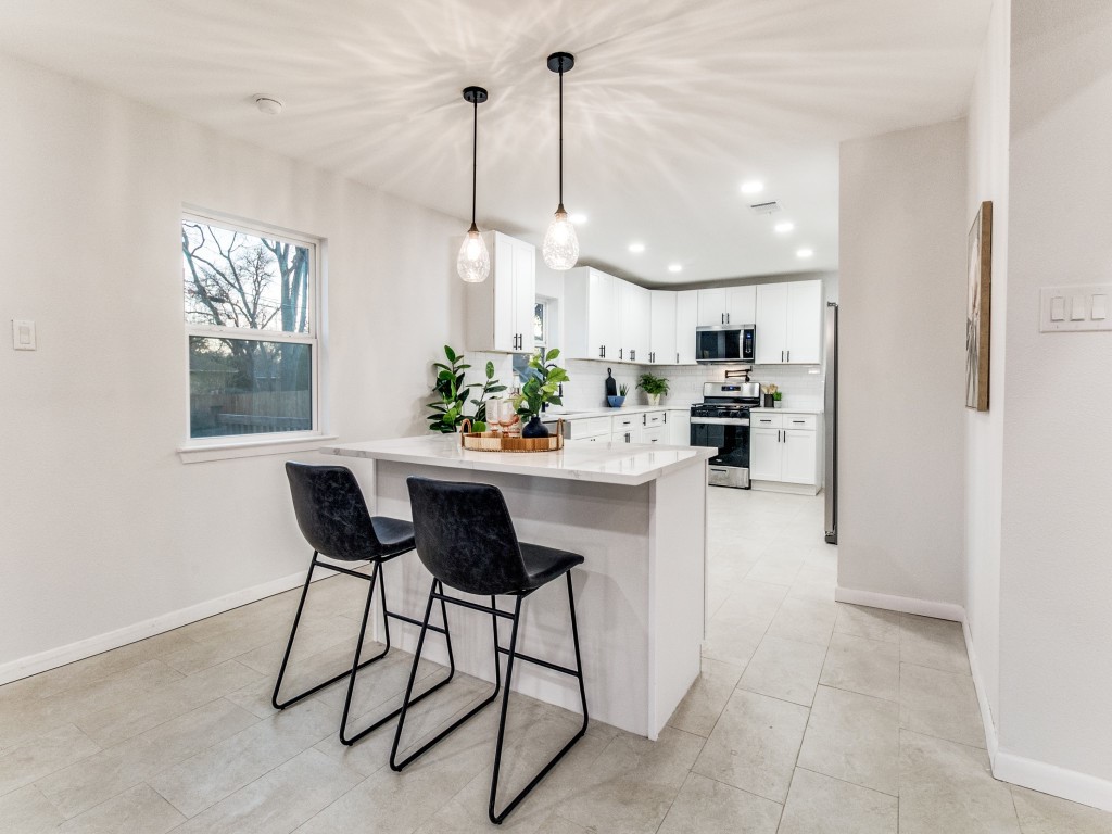 528 Shirley Court