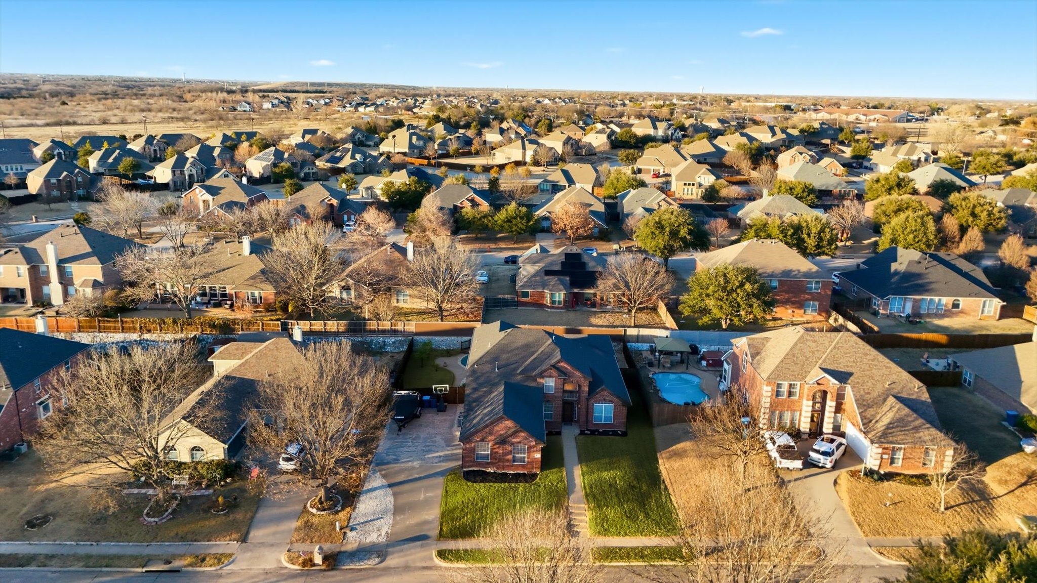 6613 Creek Bend