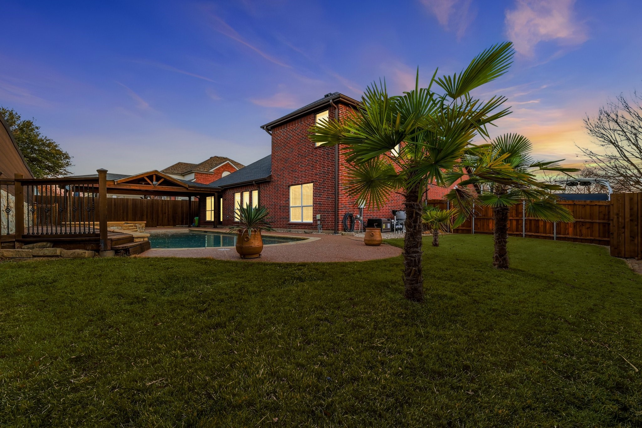 6613 Creek Bend
