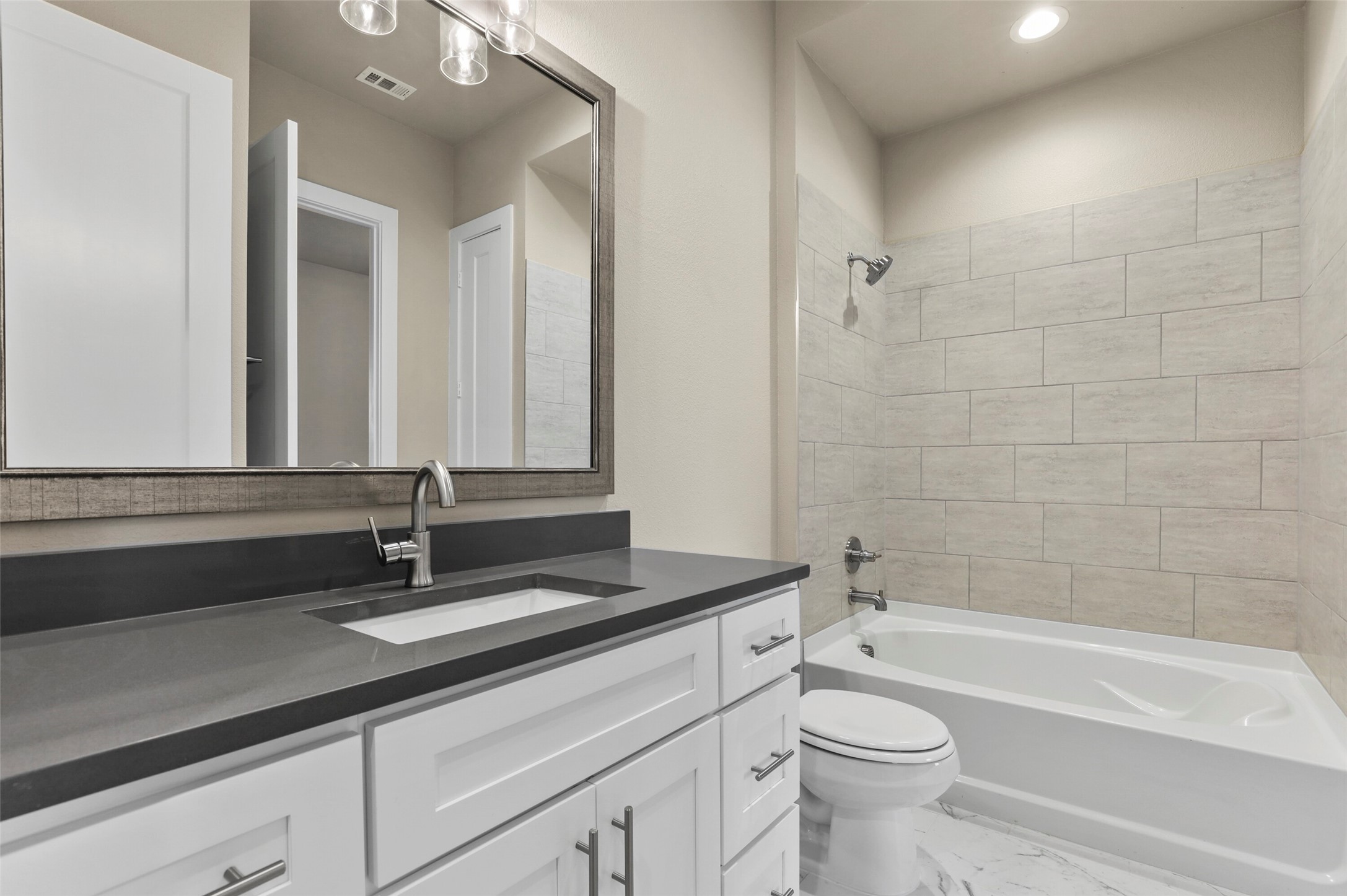 7186 Birch Mews