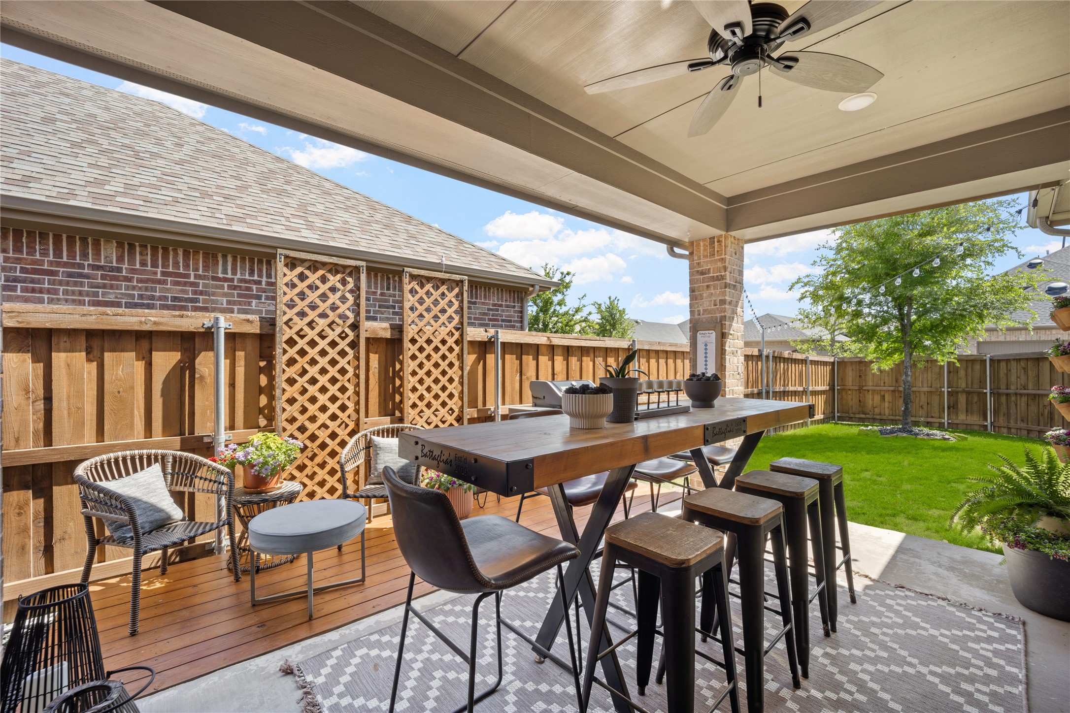 432 Gibbons Creek Trail