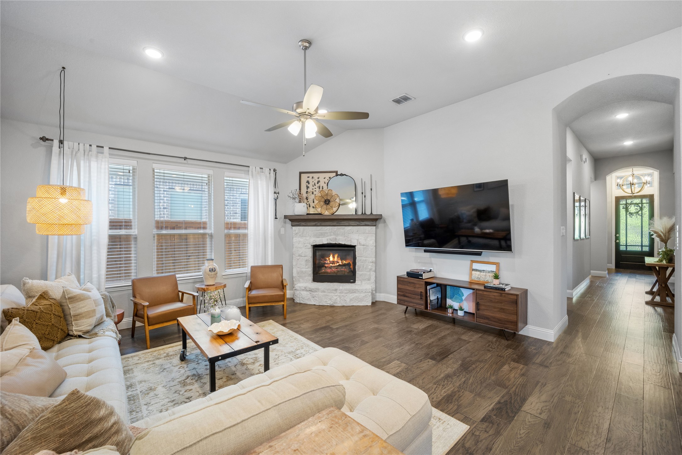 432 Gibbons Creek Trail