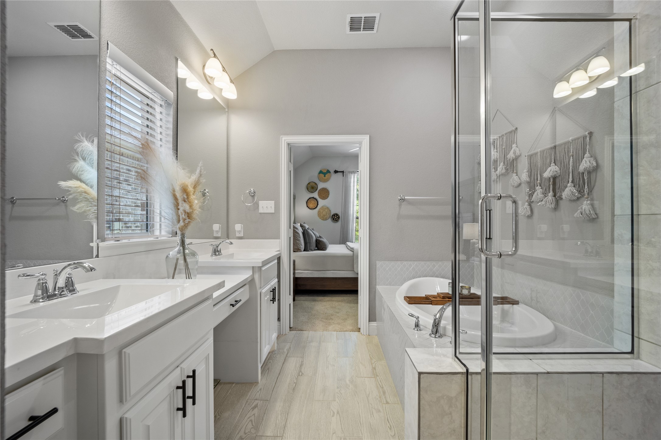 432 Gibbons Creek Trail